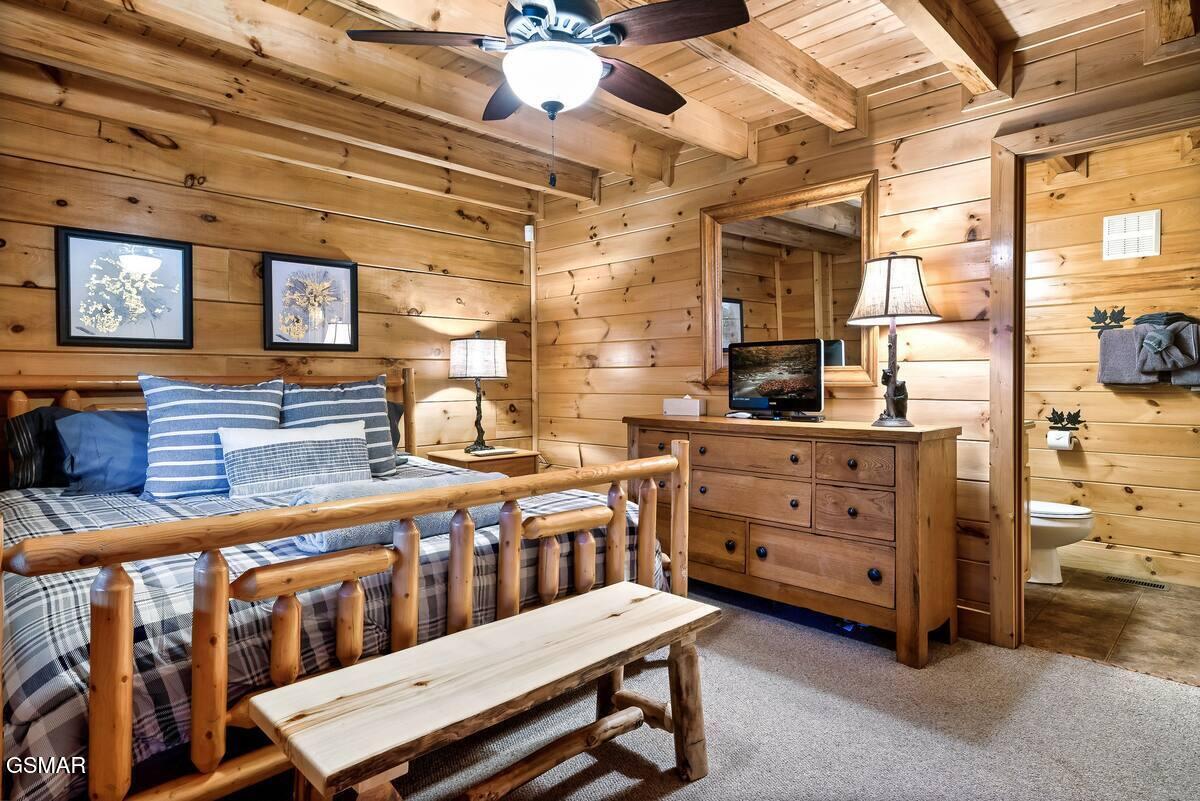 2016 Bear Haven Way Sevierville TN 37876