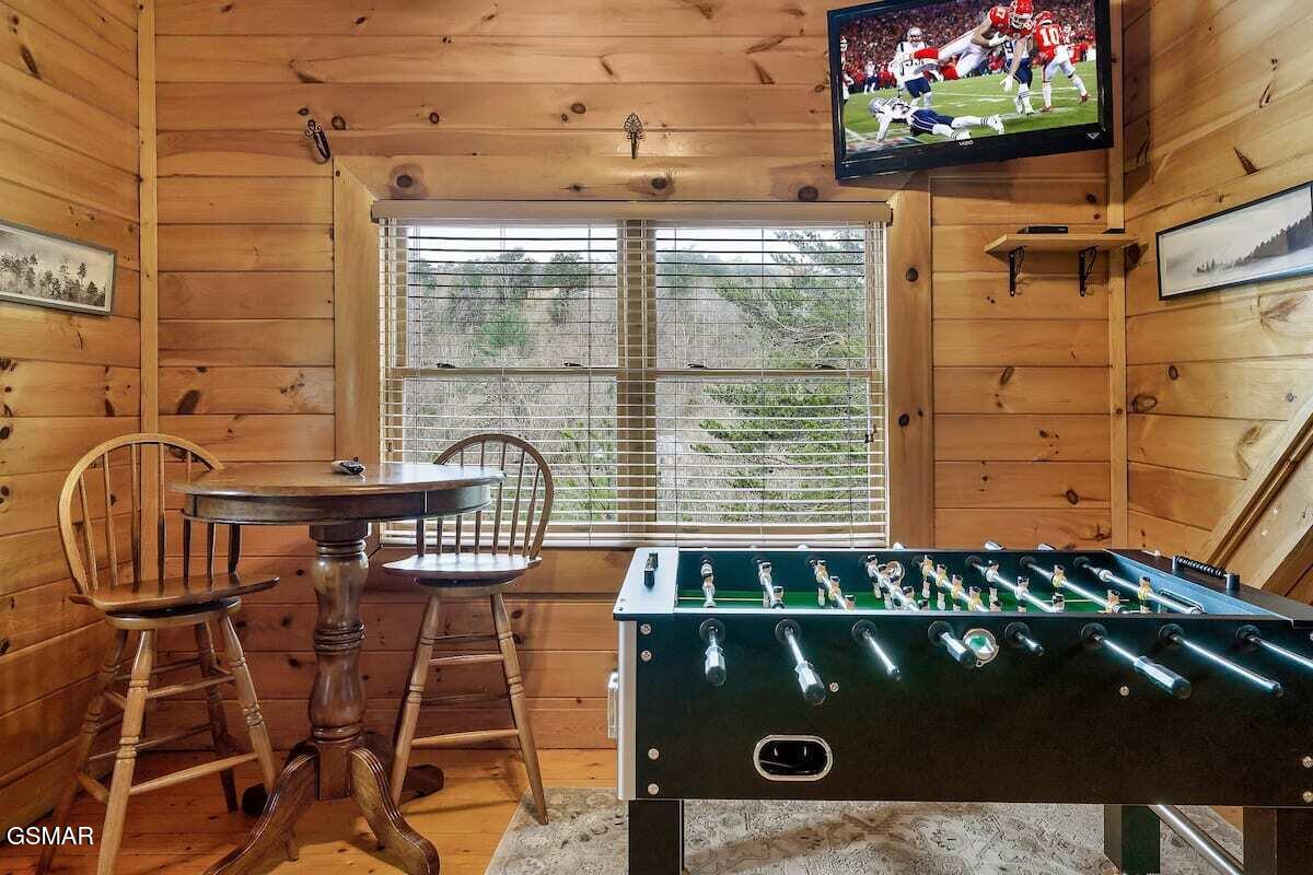 2016 Bear Haven Way Sevierville TN 37876