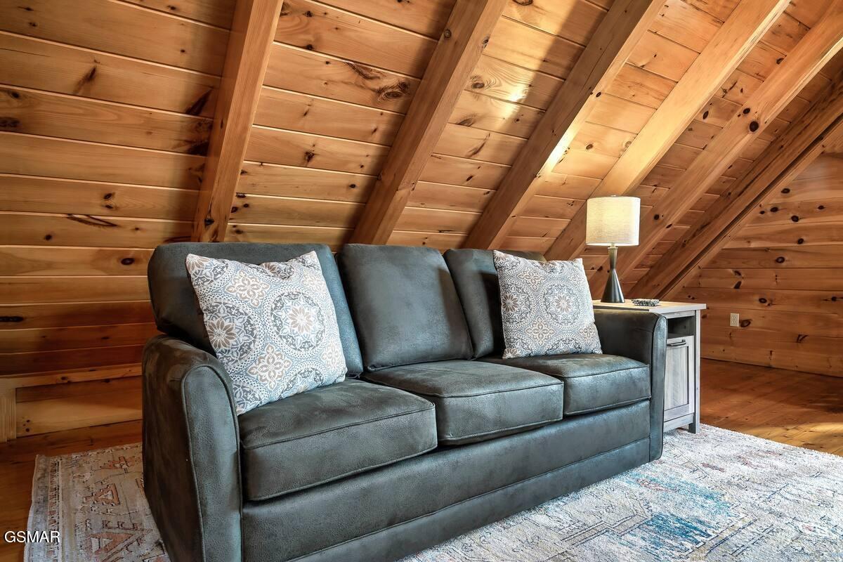 2016 Bear Haven Way Sevierville TN 37876