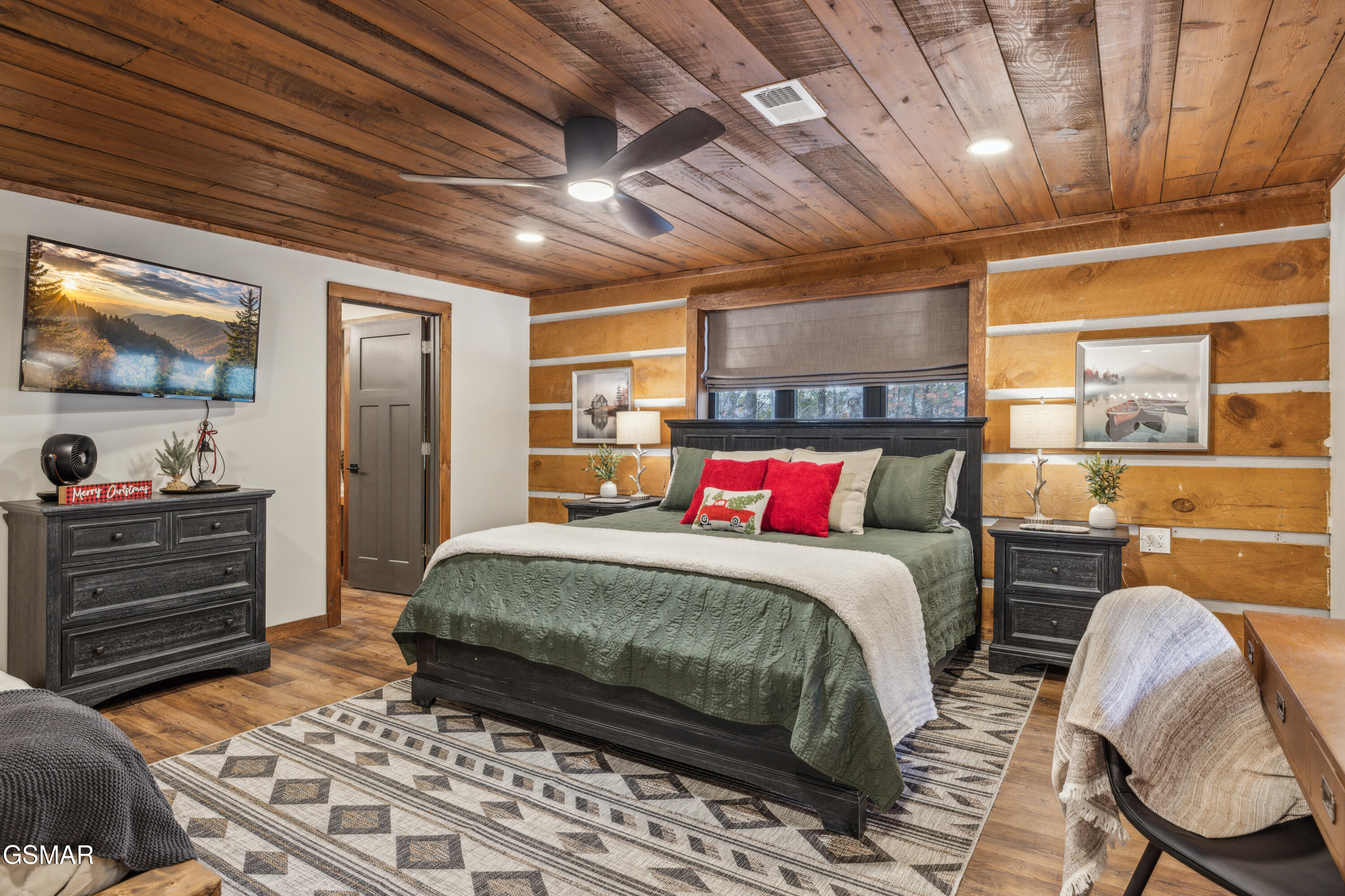 1862 Natures Lane Sevierville TN 37862