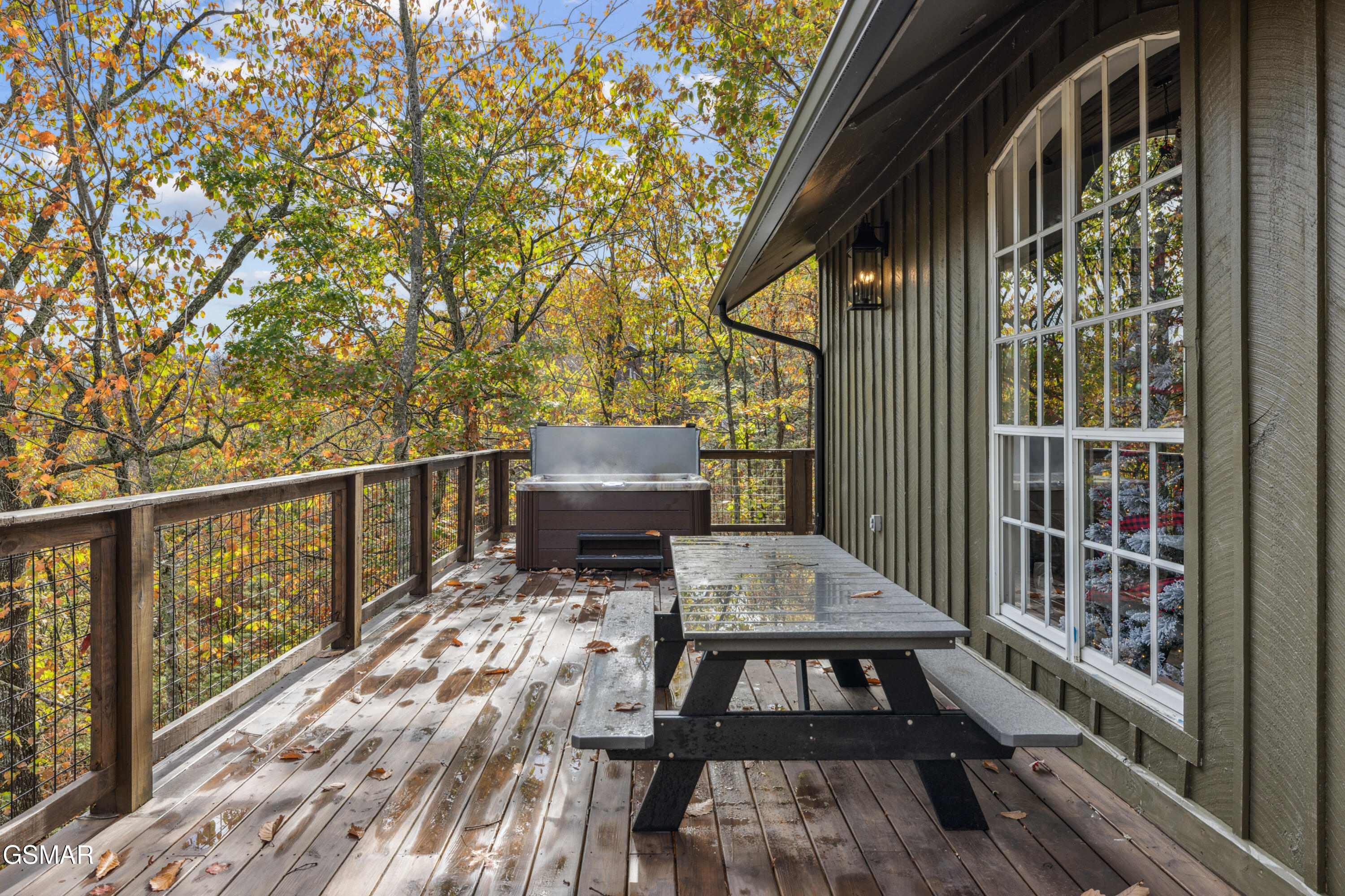 1862 Natures Lane Sevierville TN 37862