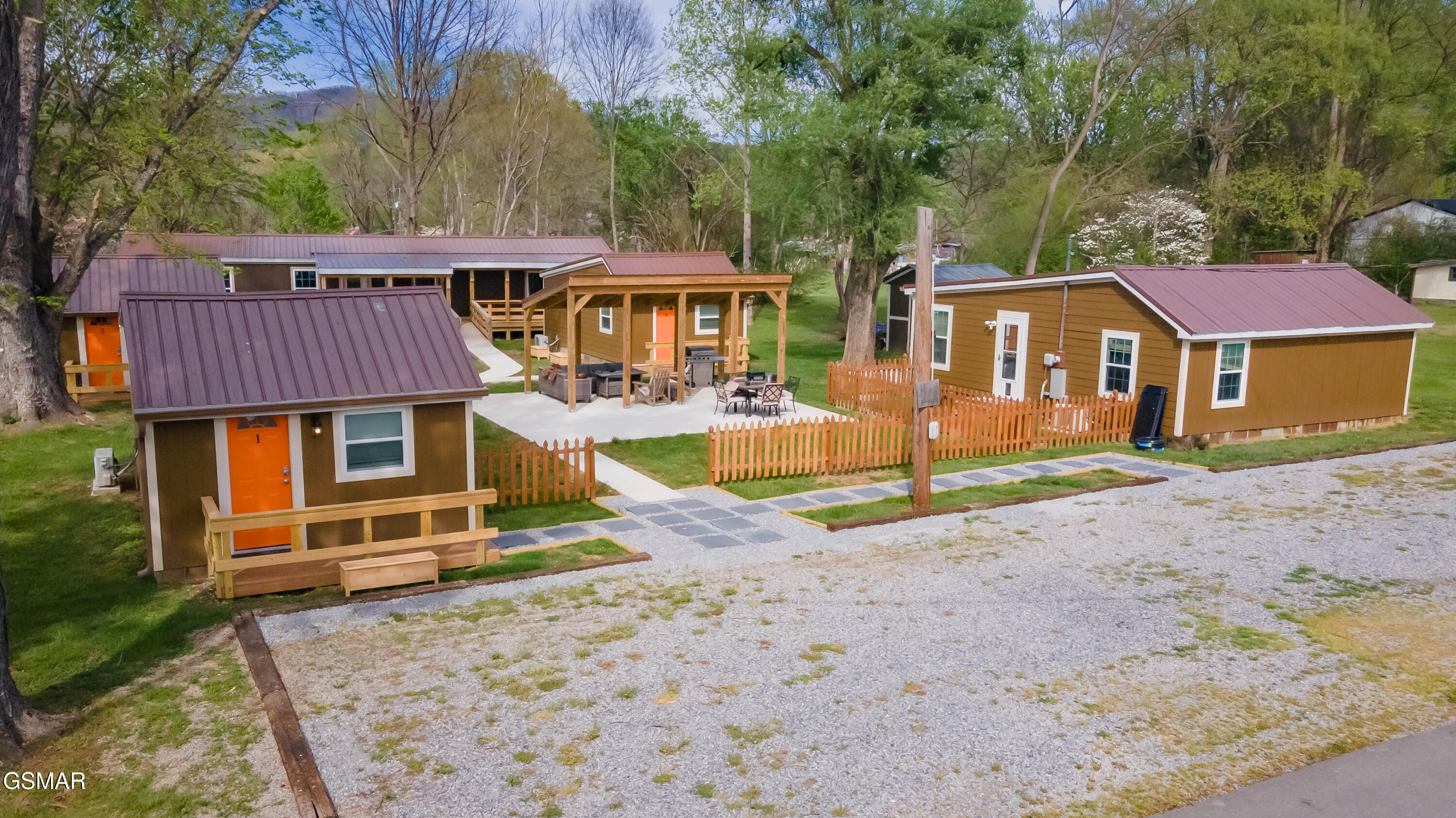 8113 W Old Highway 73 Townsend TN 37882