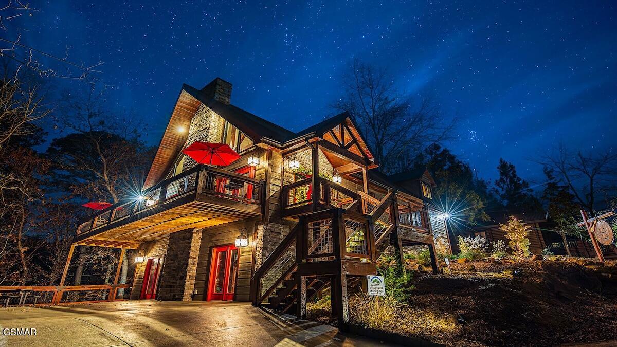 1005 Walini Way Sevierville TN 37876