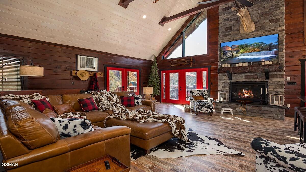 1005 Walini Way Sevierville TN 37876