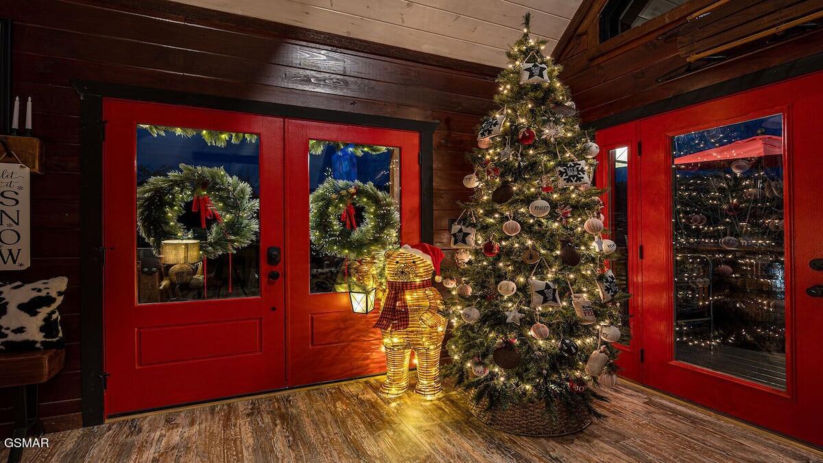 1005 Walini Way Sevierville TN 37876