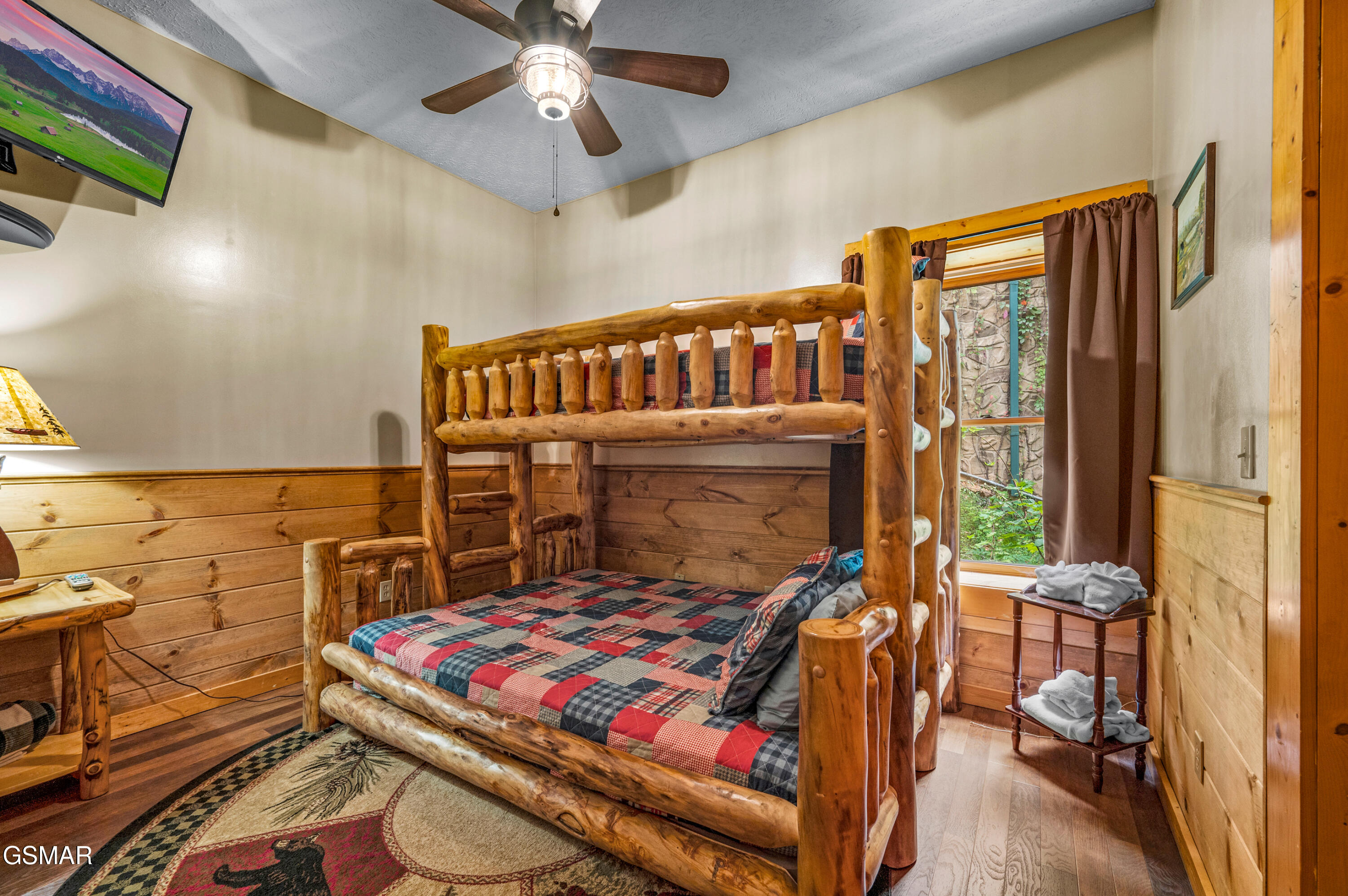 1615 Misty Hollow Way Gatlinburg TN 37738
