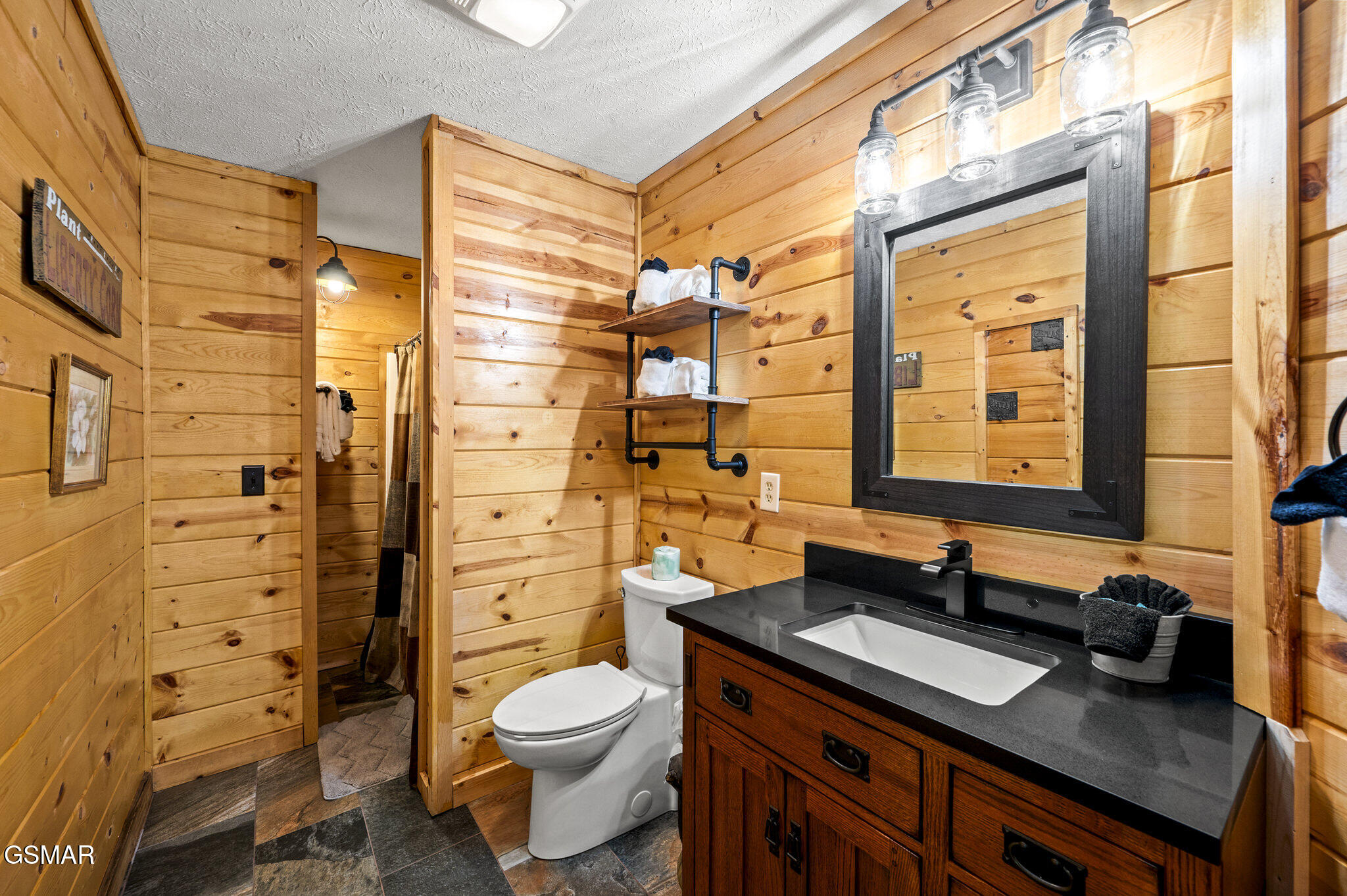 1615 Misty Hollow Way Gatlinburg TN 37738
