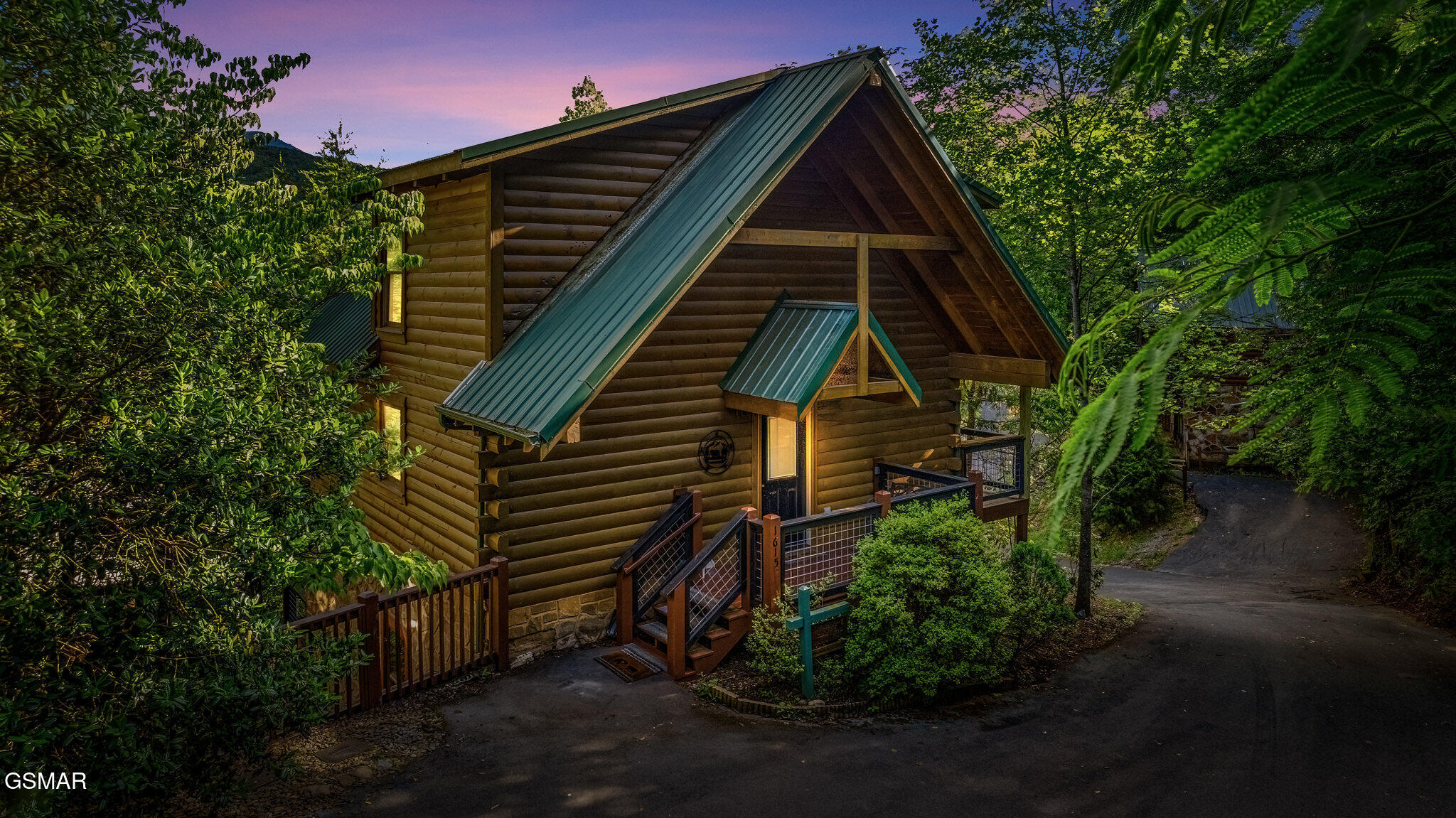 1615 Misty Hollow Way Gatlinburg TN 37738