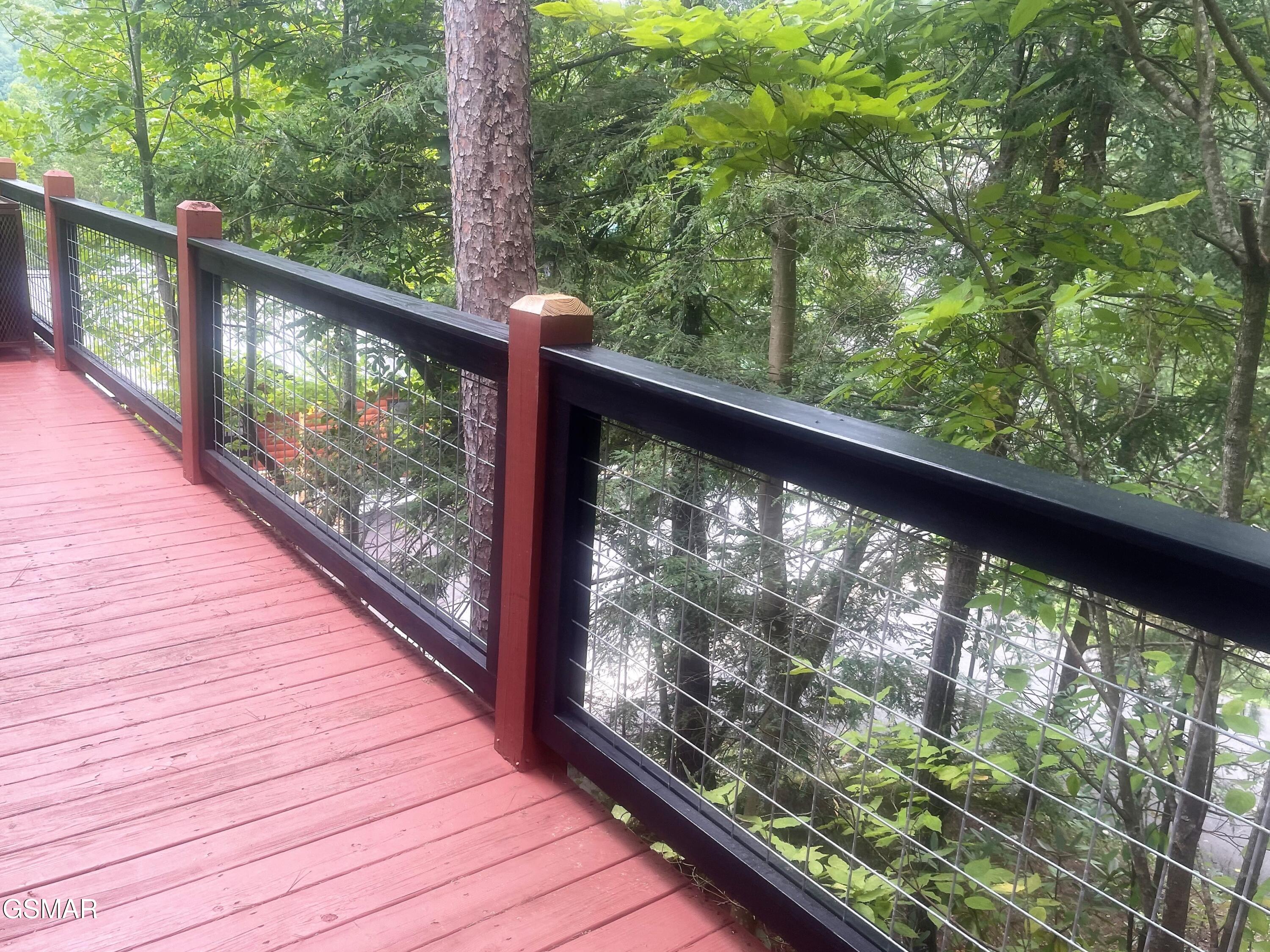 1615 Misty Hollow Way Gatlinburg TN 37738