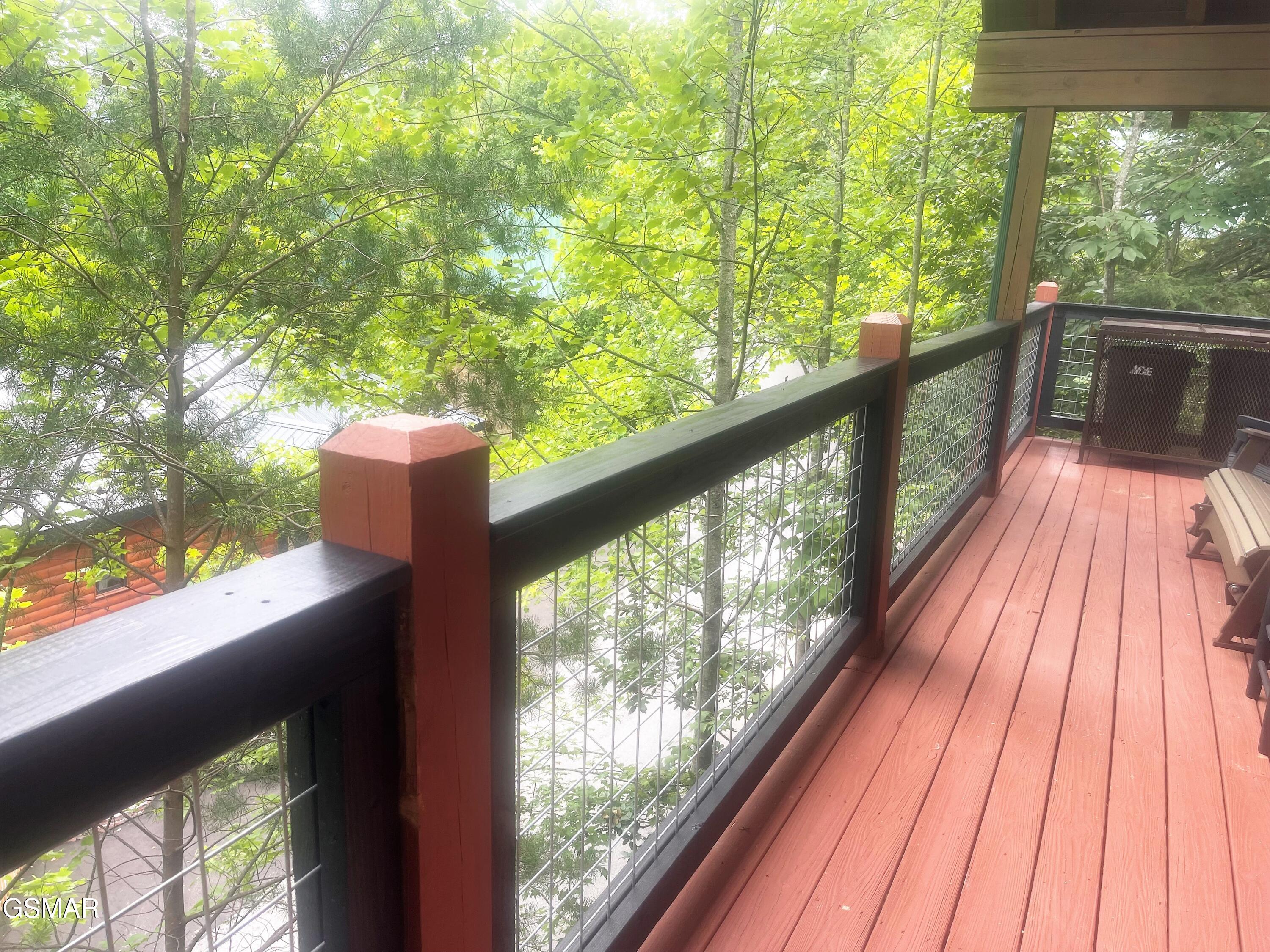 1615 Misty Hollow Way Gatlinburg TN 37738