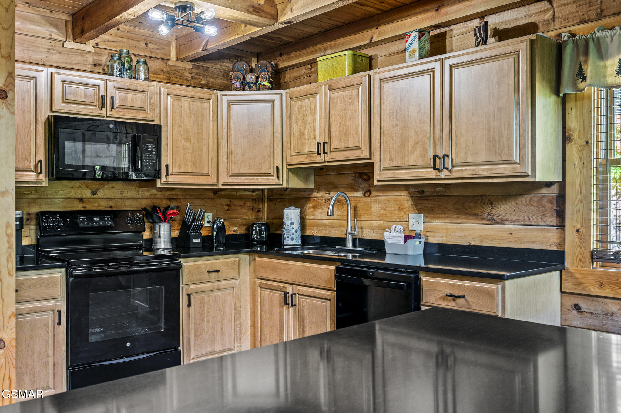 1615 Misty Hollow Way Gatlinburg TN 37738