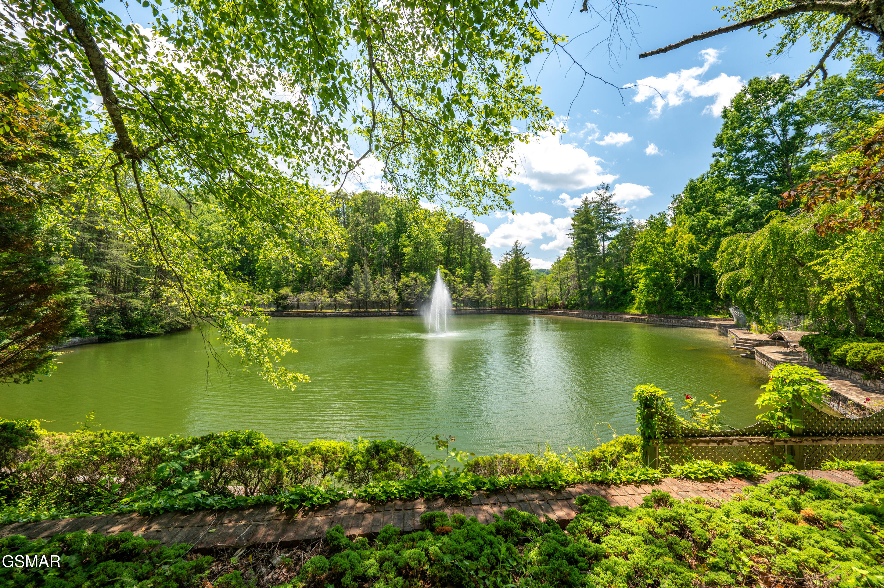 2315 Headrick Lead Sevierville TN 37862