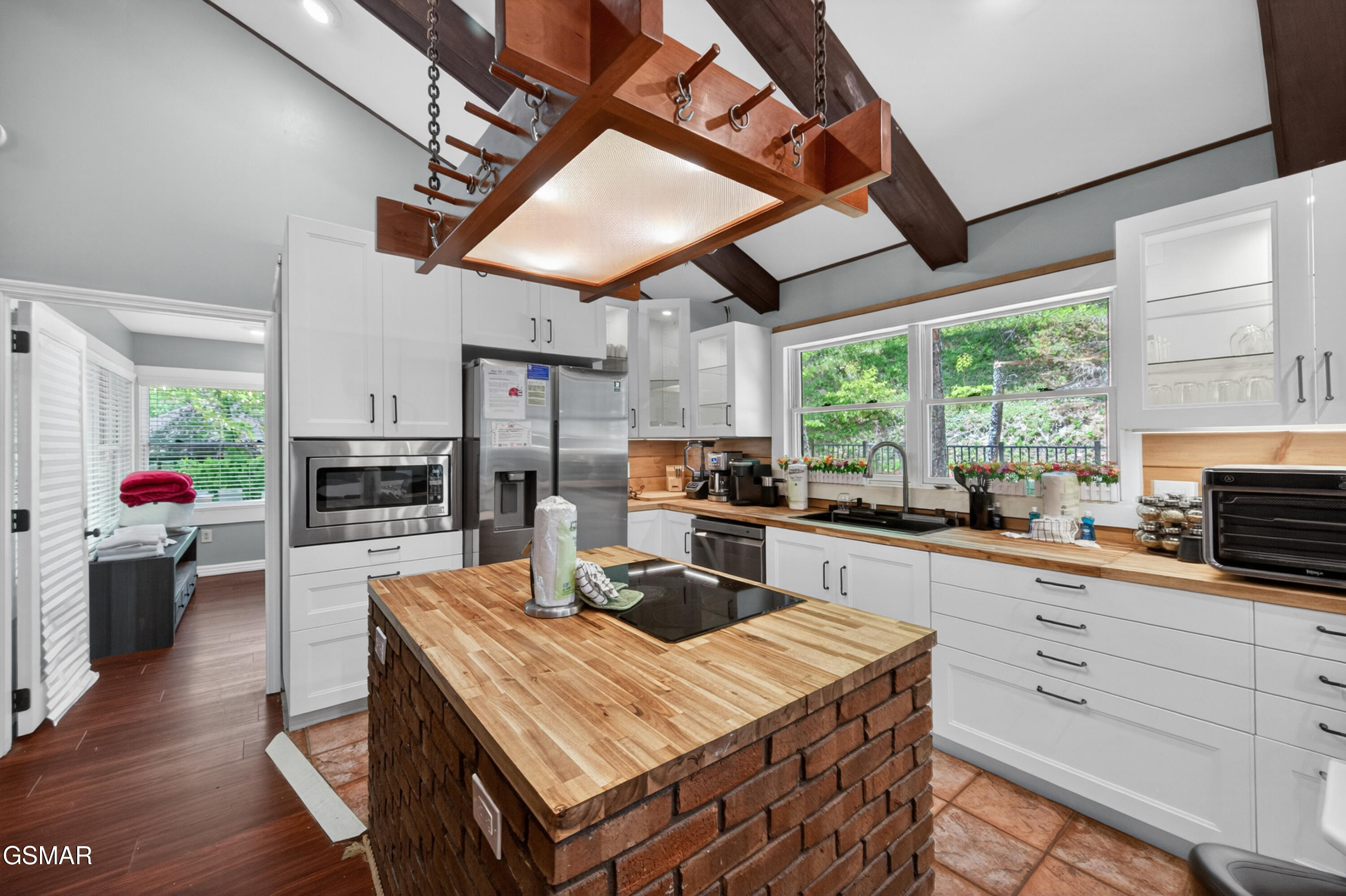 2315 Headrick Lead Sevierville TN 37862