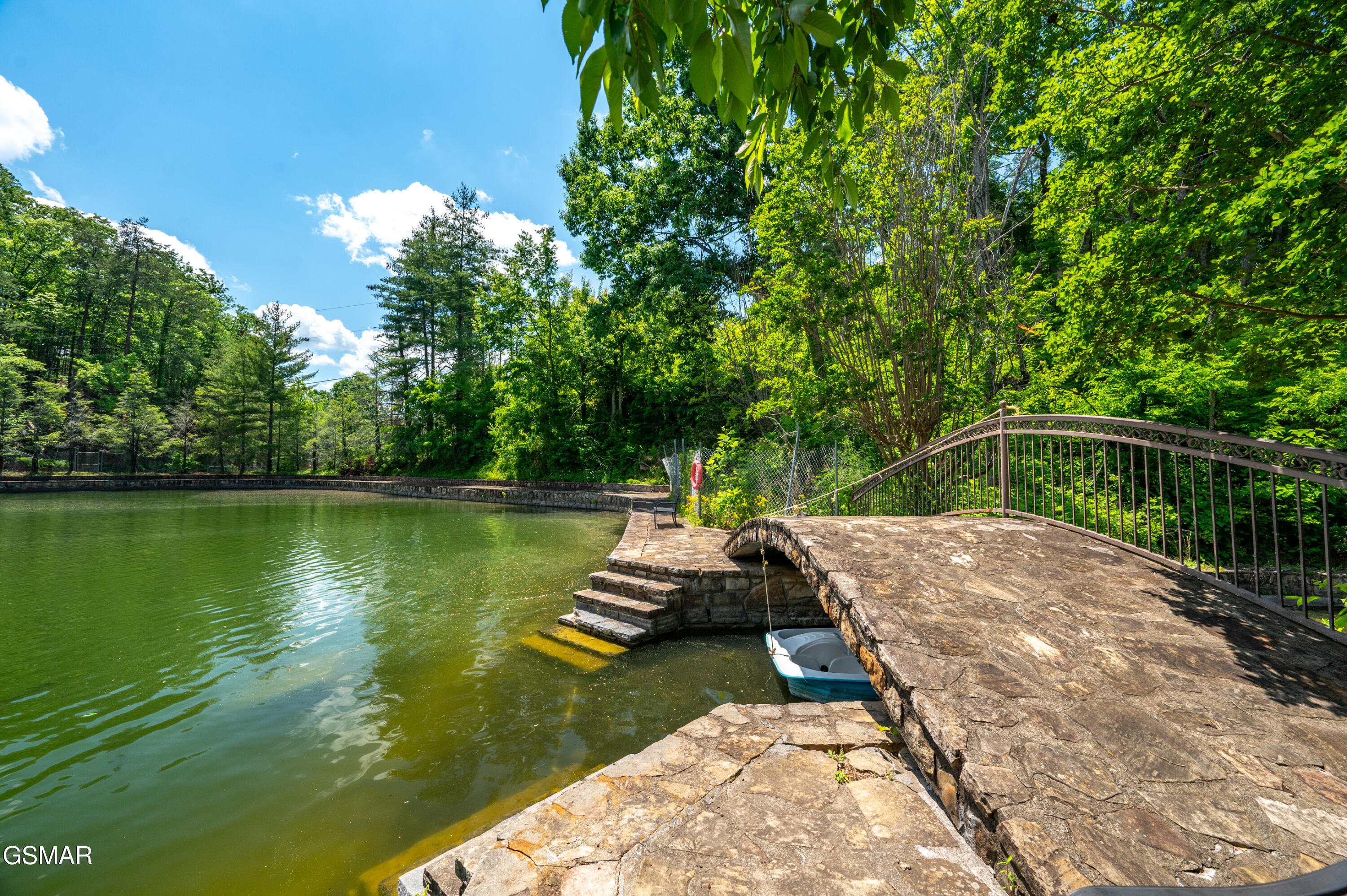 2315 Headrick Lead Sevierville TN 37862