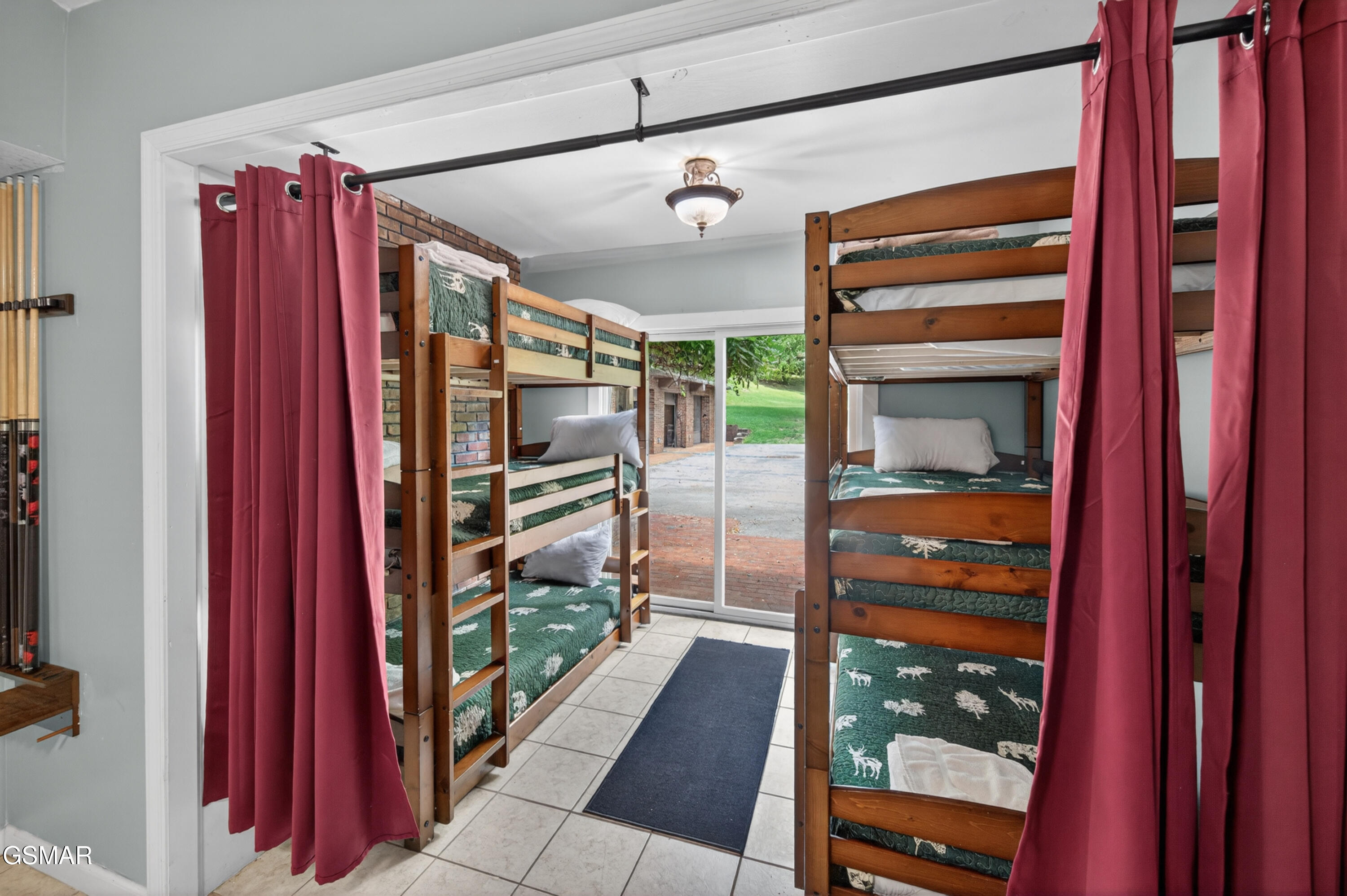2315 Headrick Lead Sevierville TN 37862