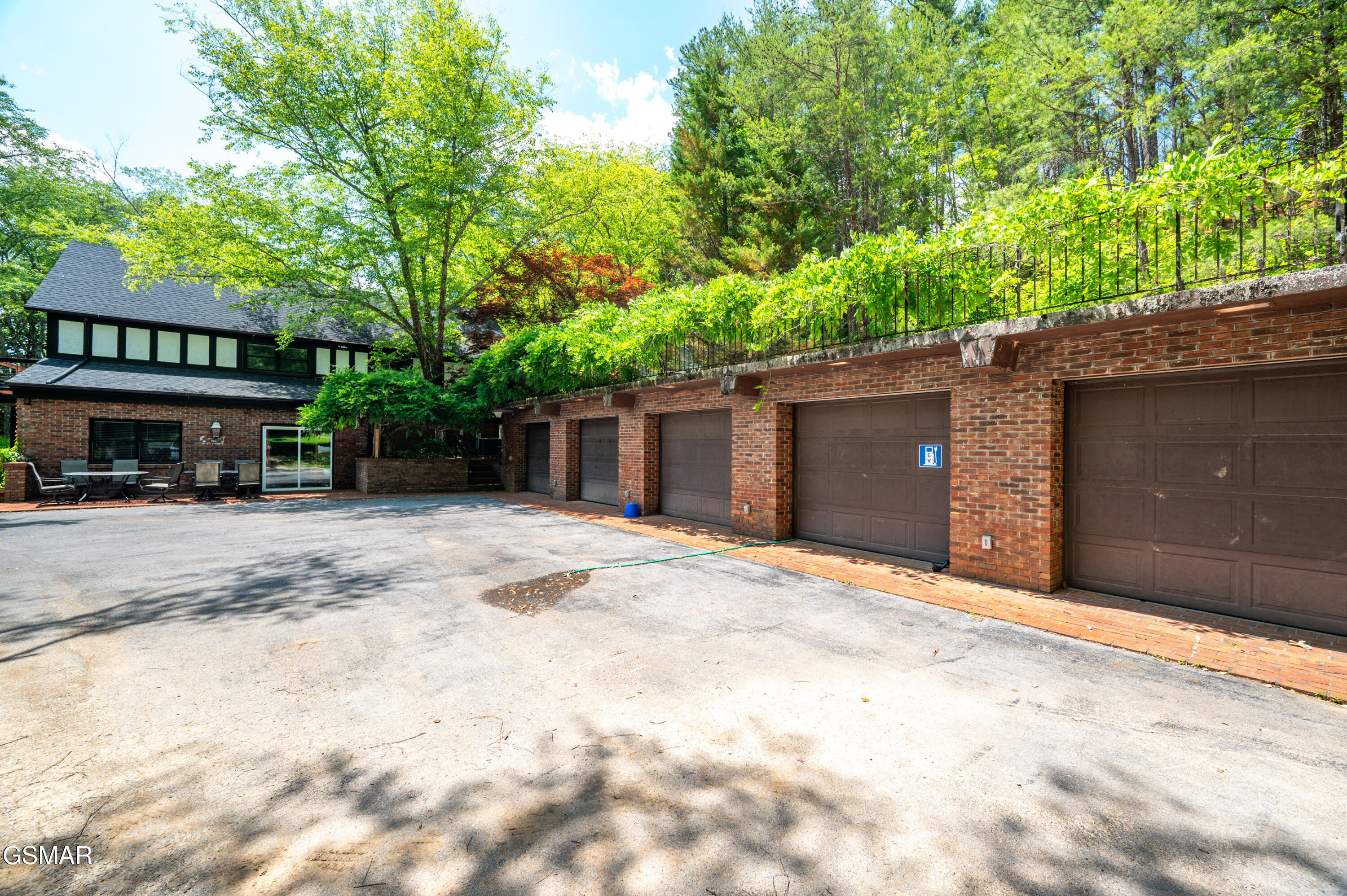 2315 Headrick Lead Sevierville TN 37862