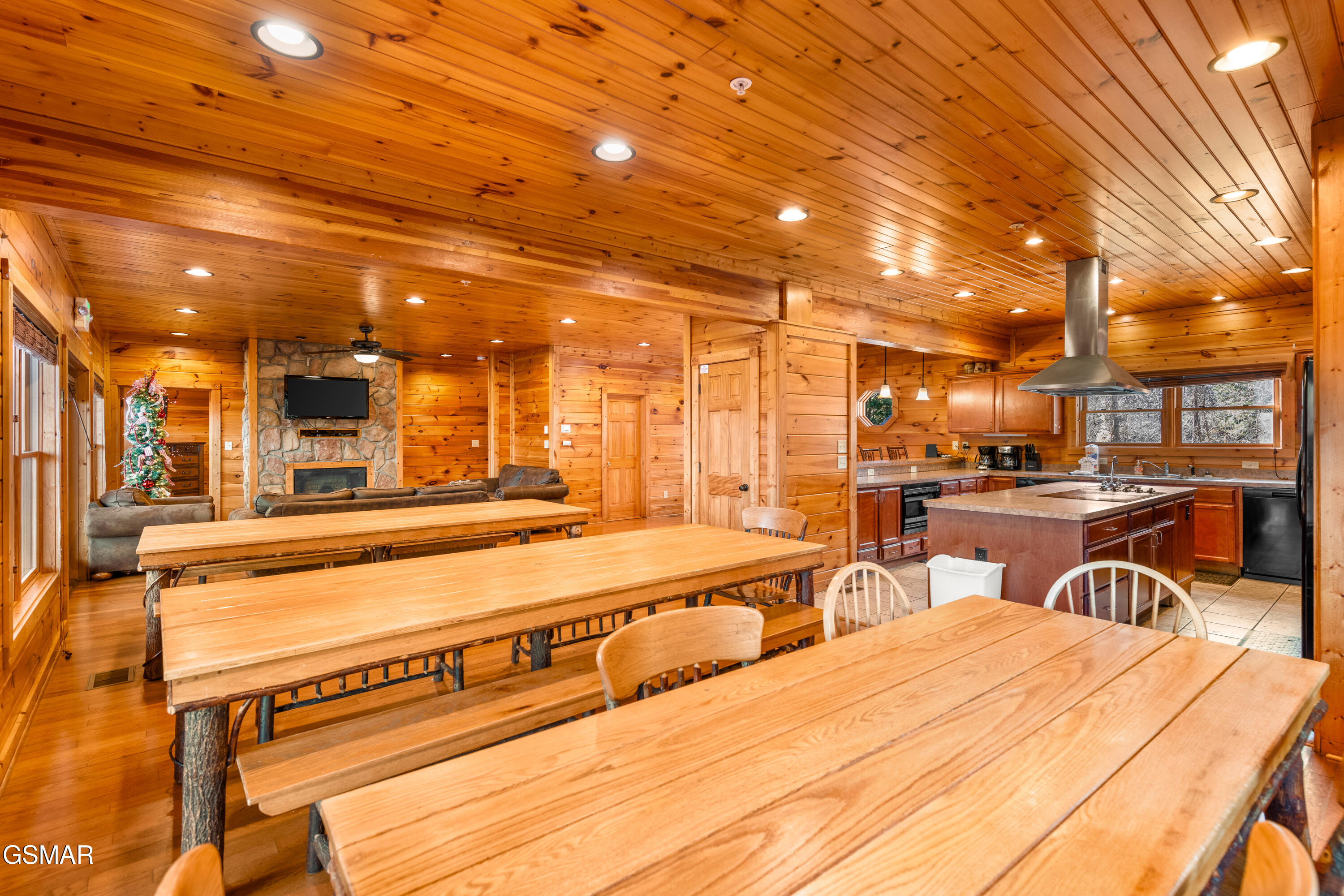 204 Dogwood Point Way Gatlinburg TN 37738