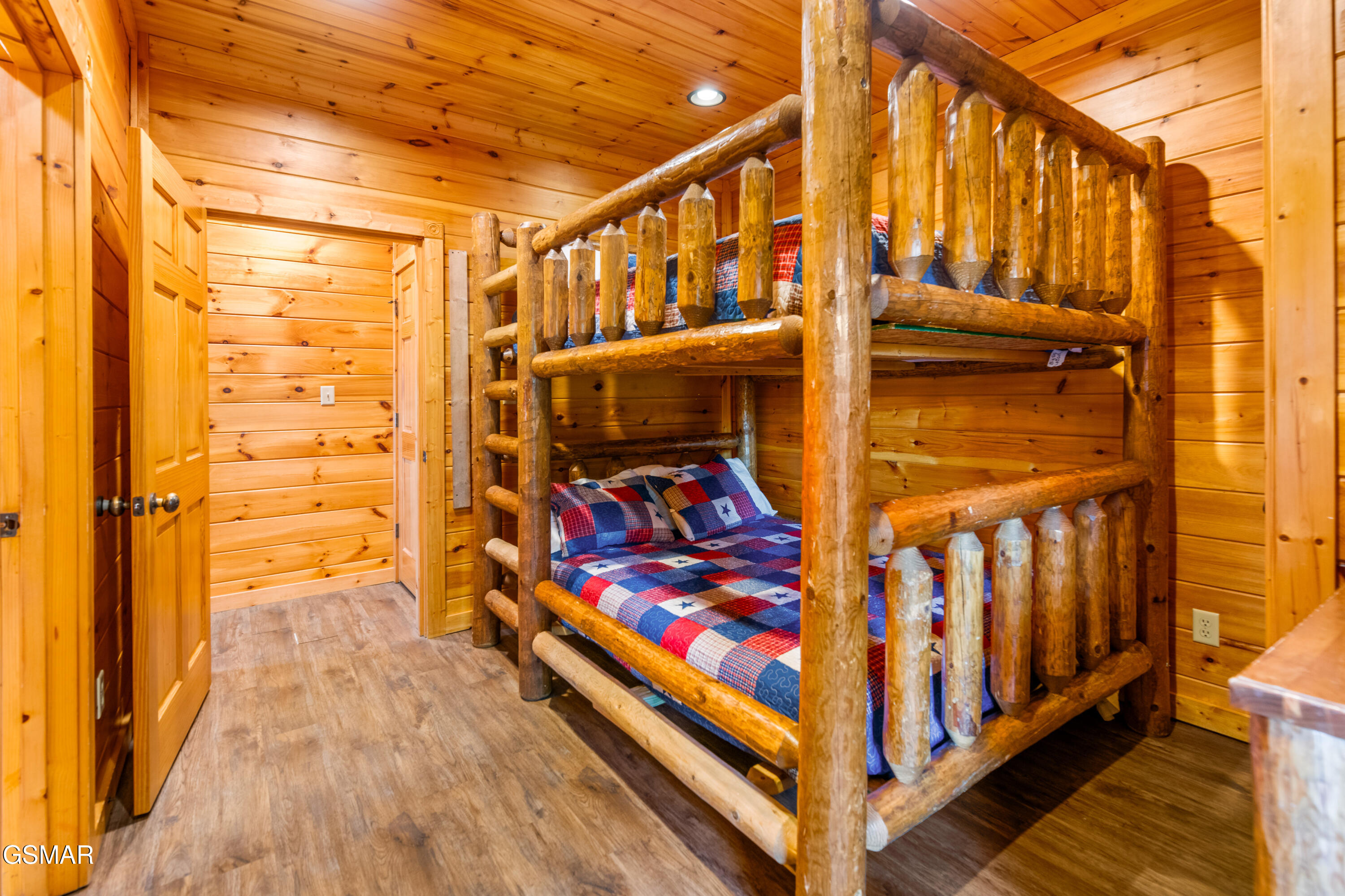 204 Dogwood Point Way Gatlinburg TN 37738