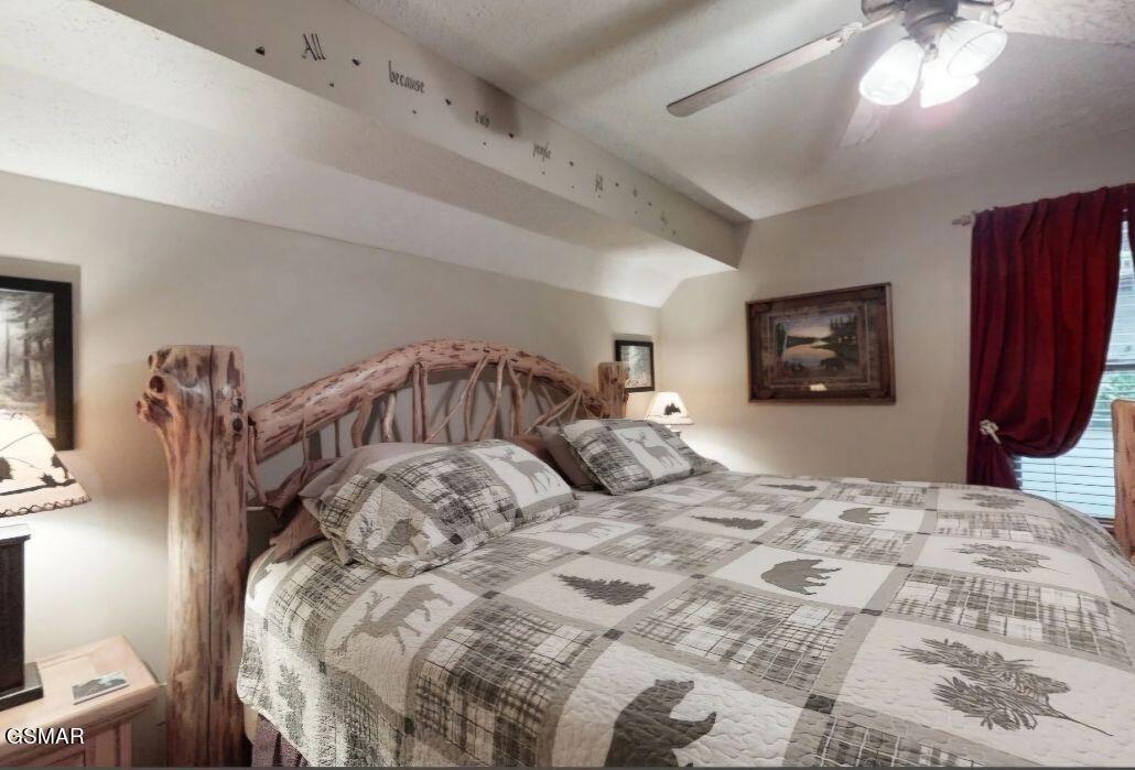 335 Greenwood Way Pigeon Forge TN 37863