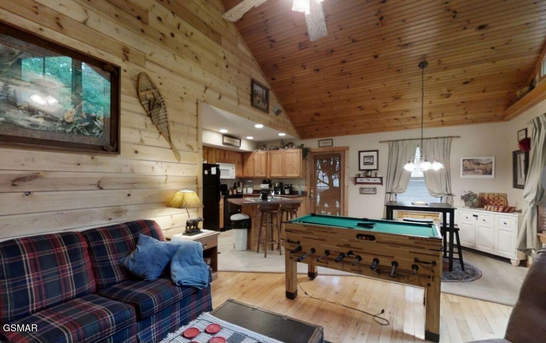 335 Greenwood Way Pigeon Forge TN 37863