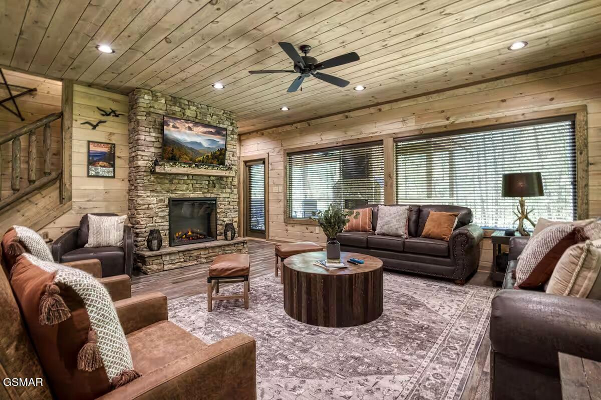 2119 Cub Circle Sevierville TN 37862