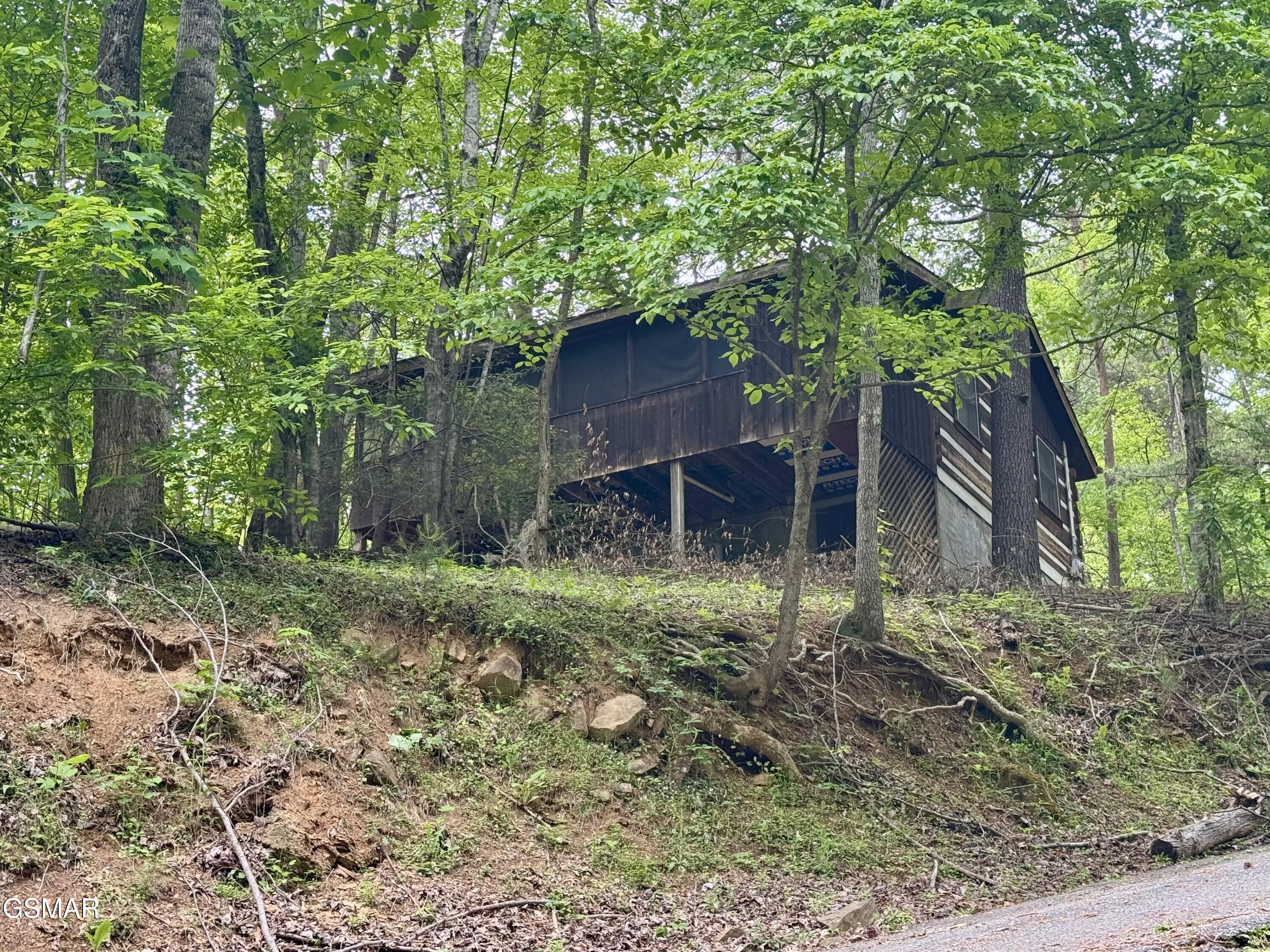 2340 Avon Circle Sevierville TN 37876