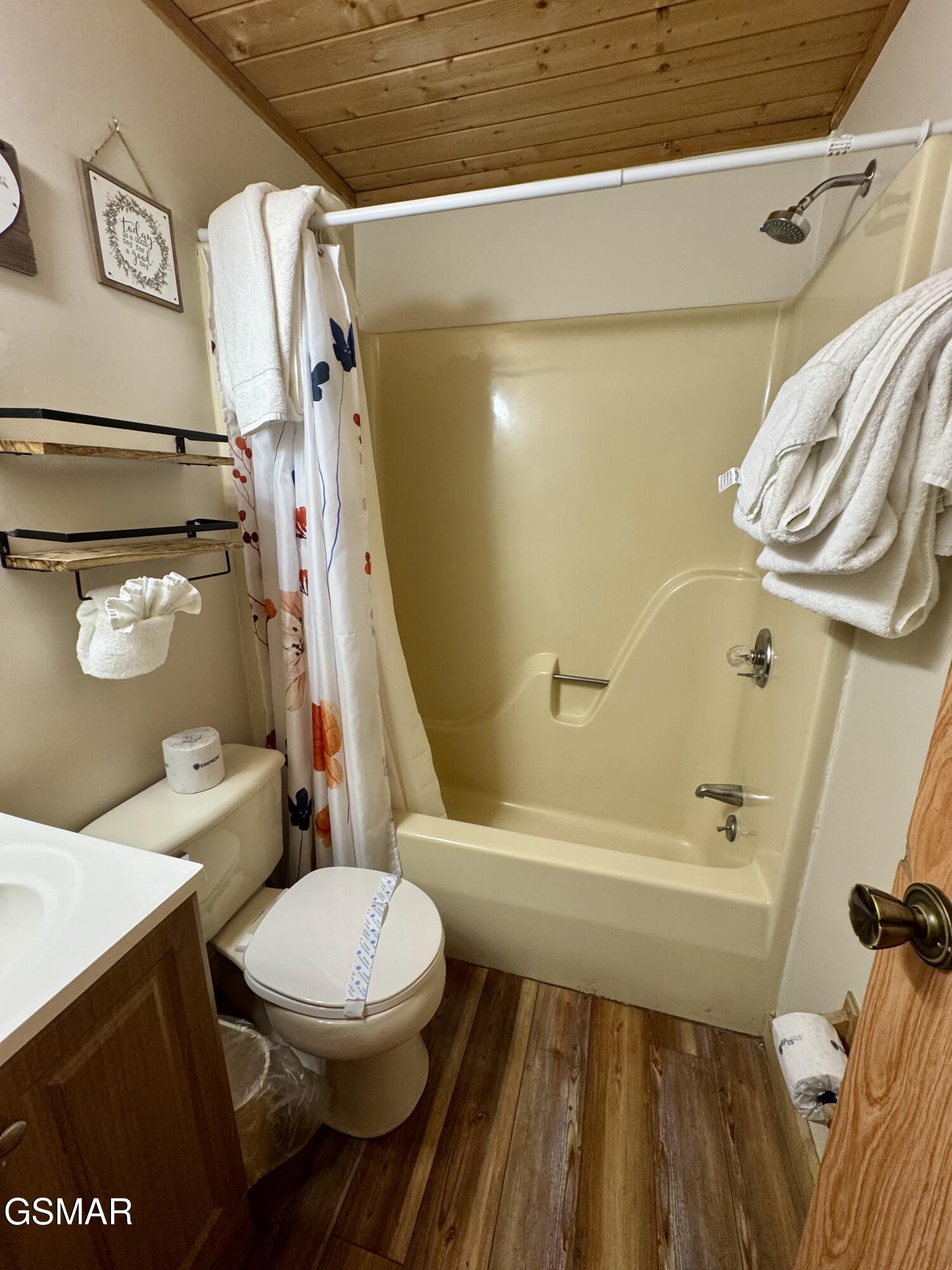 2340 Avon Circle Sevierville TN 37876