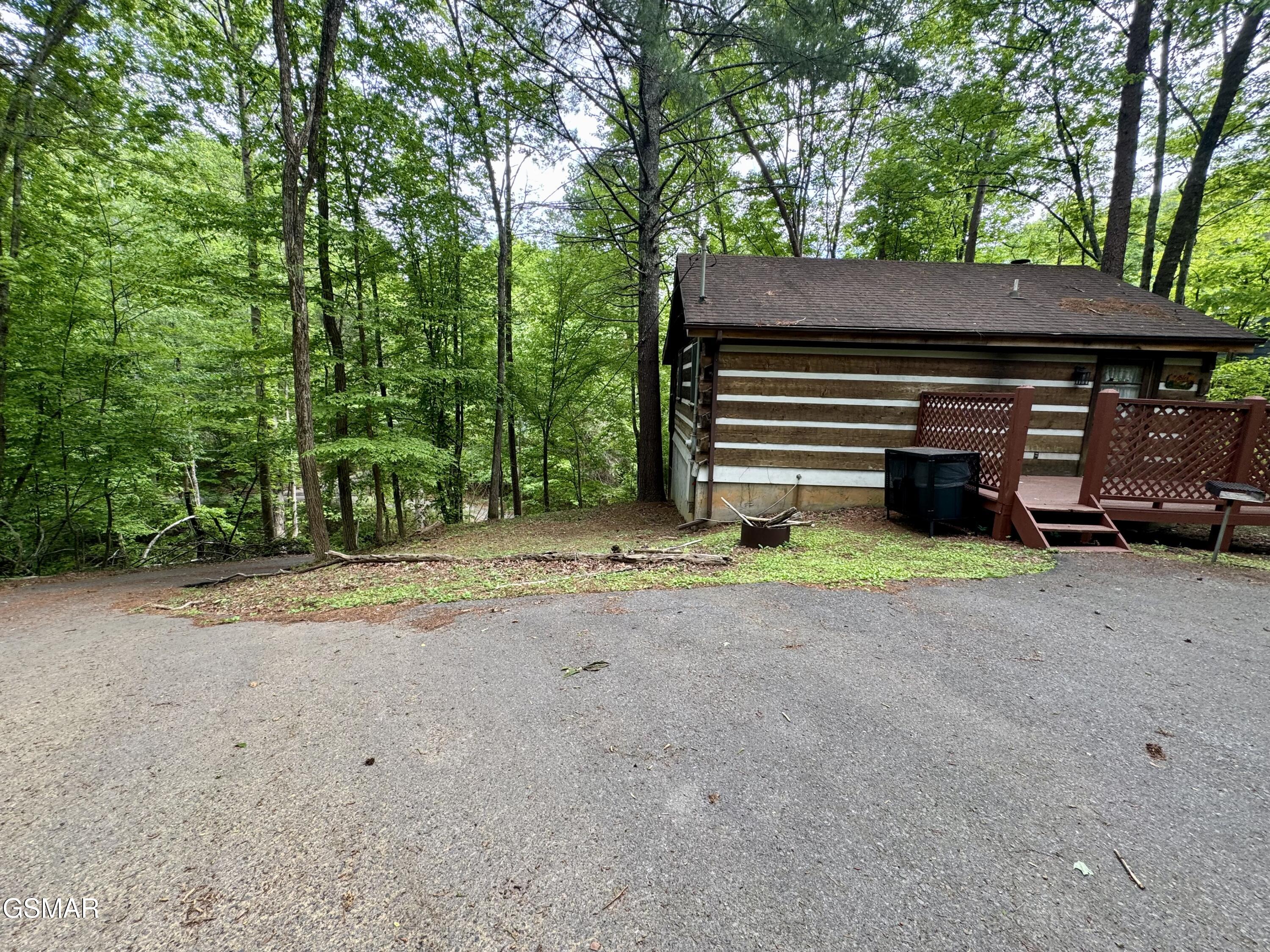 2340 Avon Circle Sevierville TN 37876
