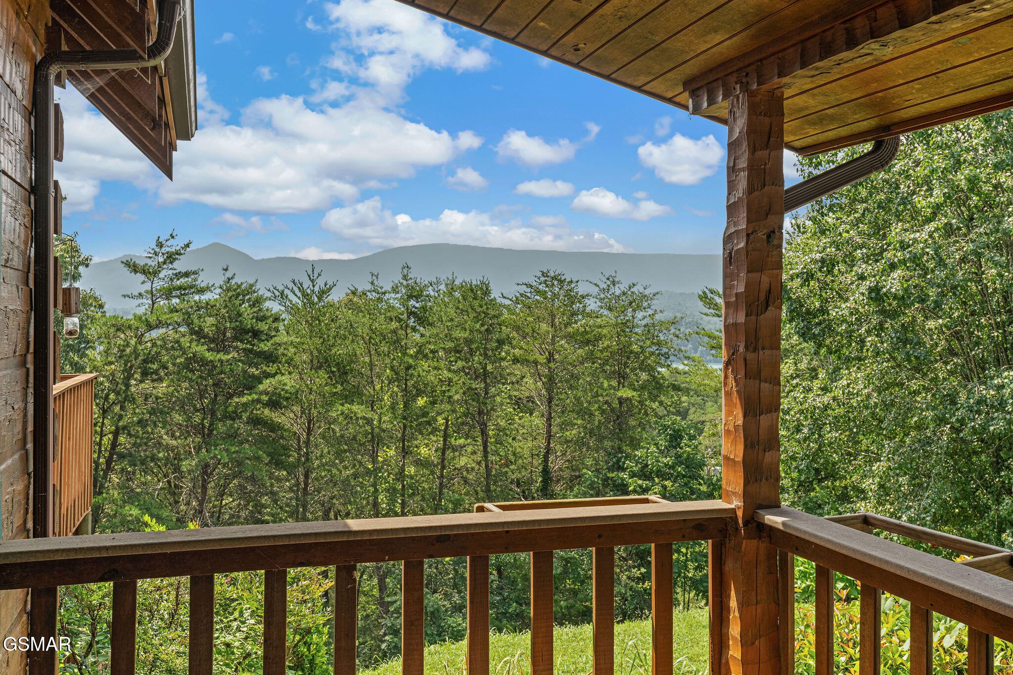 2452 Skyview Way Dandridge TN 37725