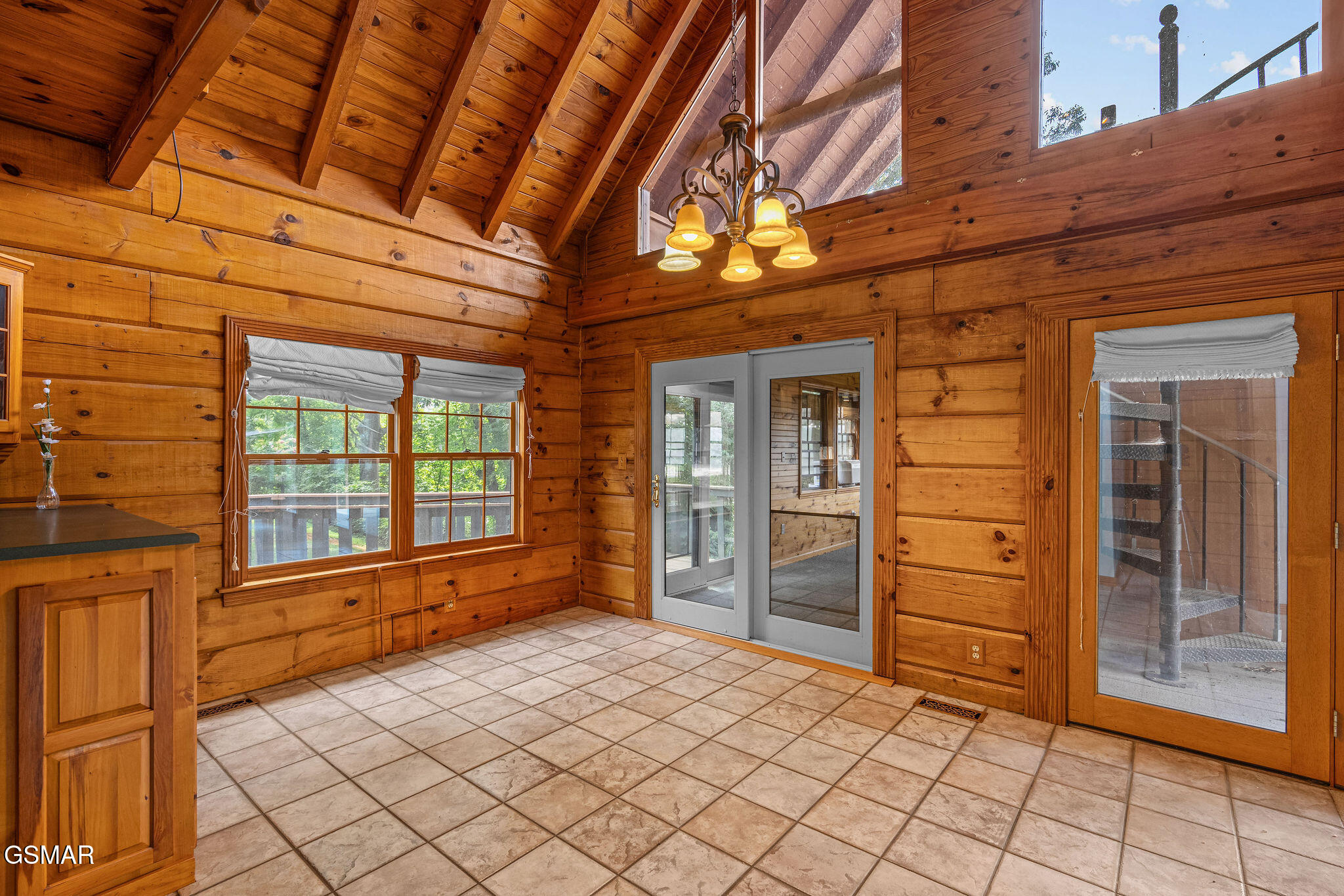 2452 Skyview Way Dandridge TN 37725