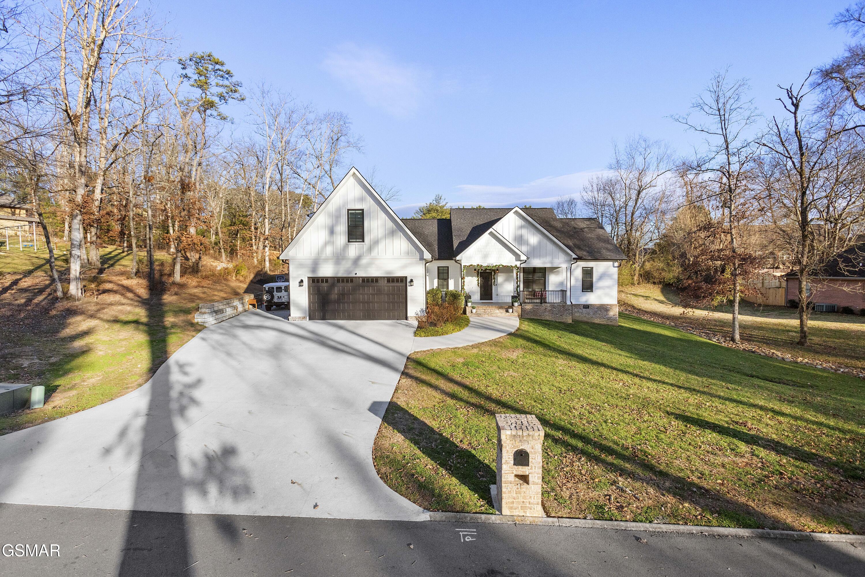 1235 Foxwood Drive Sevierville TN 37862