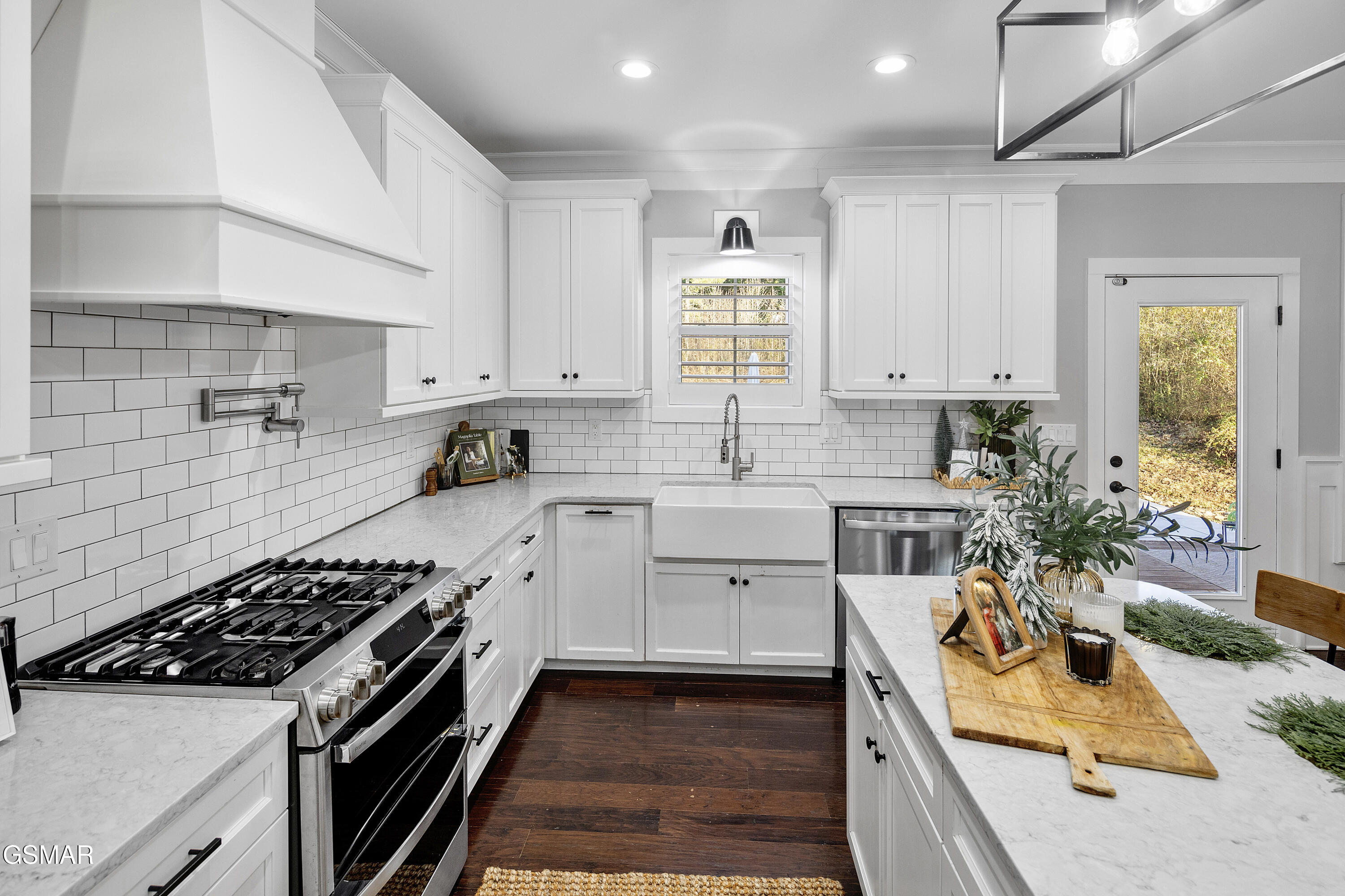 1235 Foxwood Drive Sevierville TN 37862