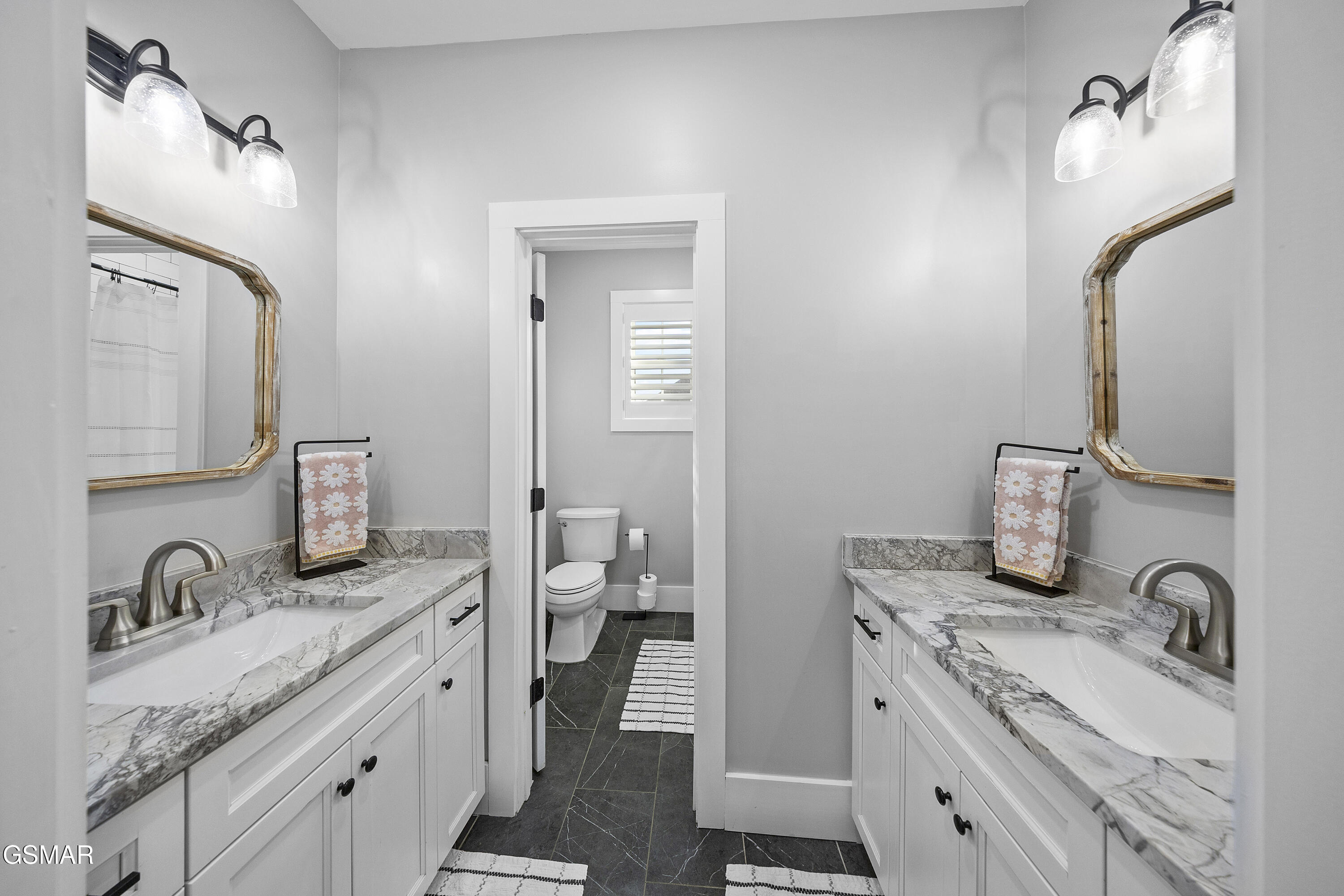 1235 Foxwood Drive Sevierville TN 37862