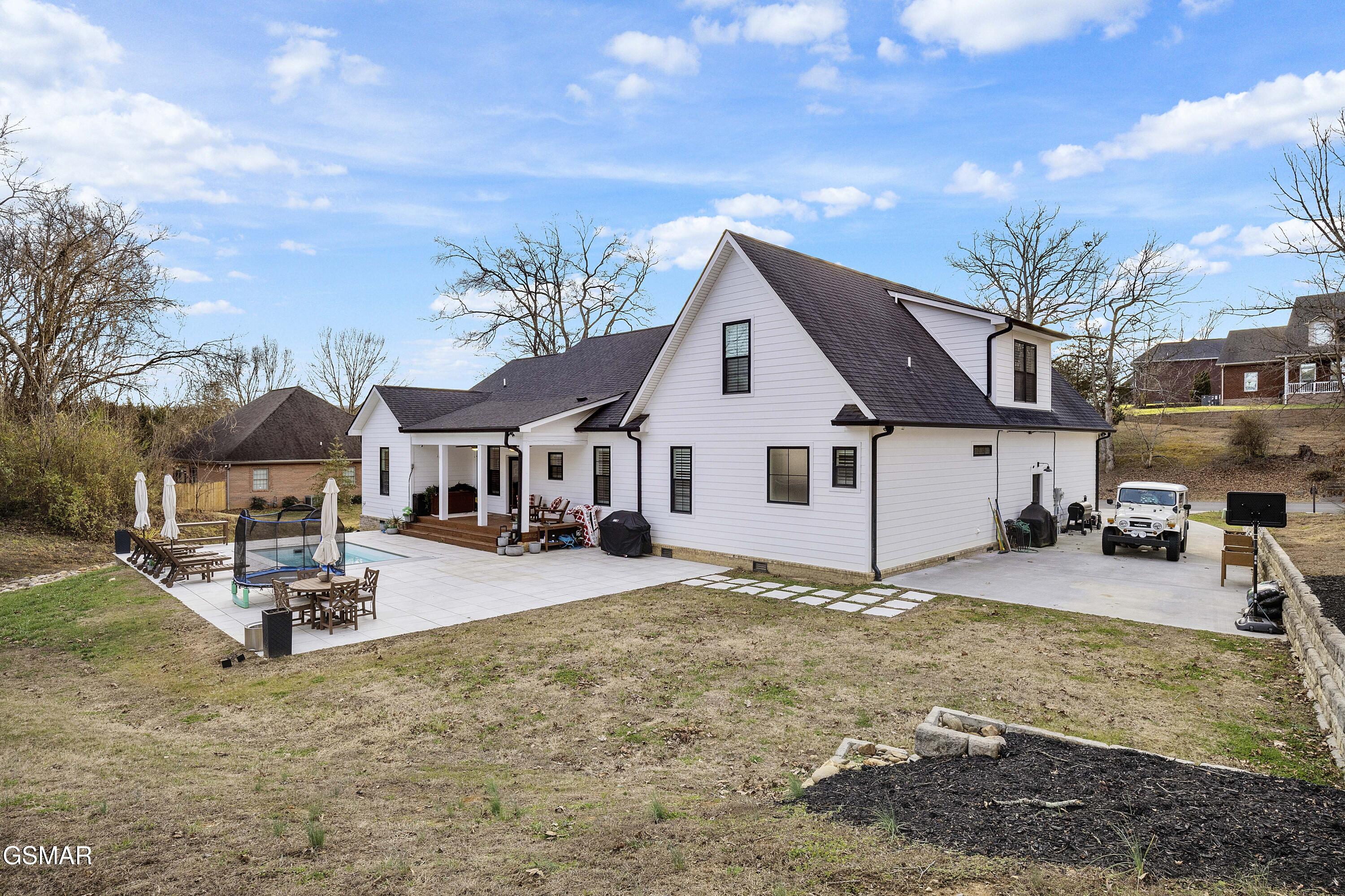 1235 Foxwood Drive Sevierville TN 37862