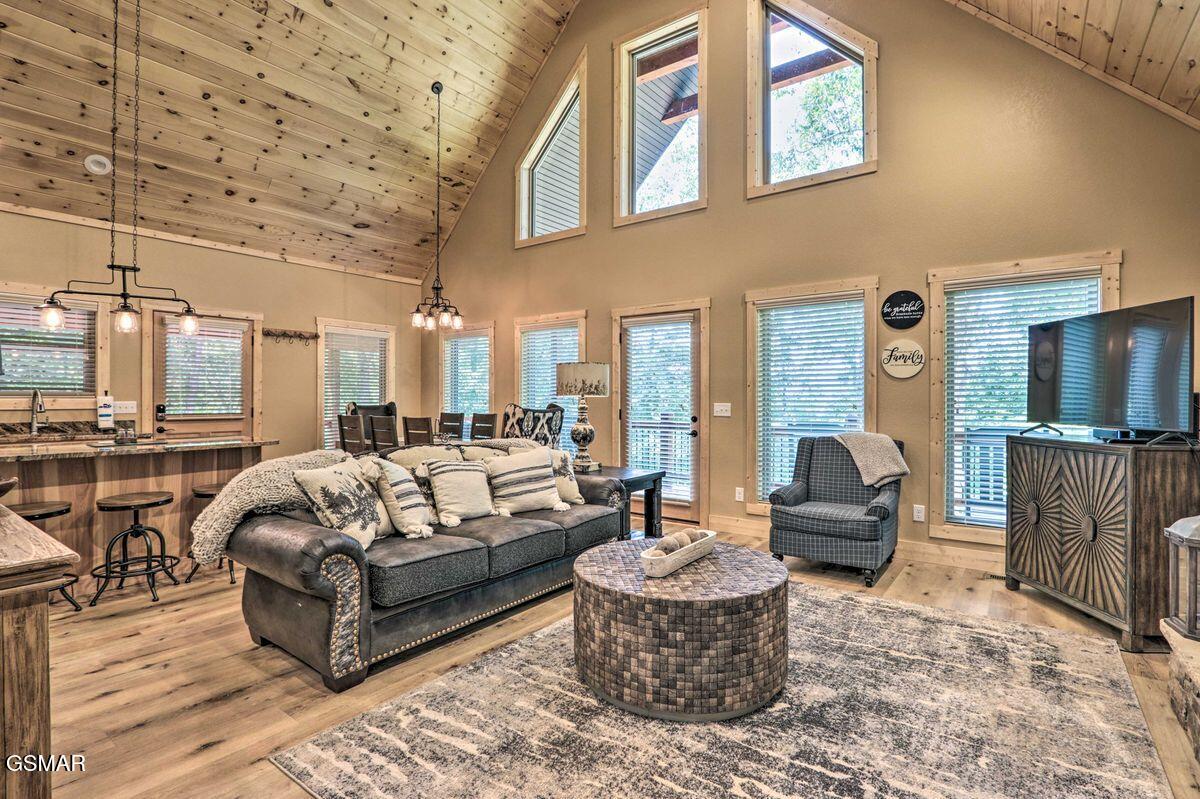 3805 Pleasant View Lane Sevierville TN 37862