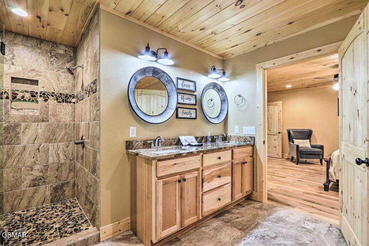 3805 Pleasant View Lane Sevierville TN 37862
