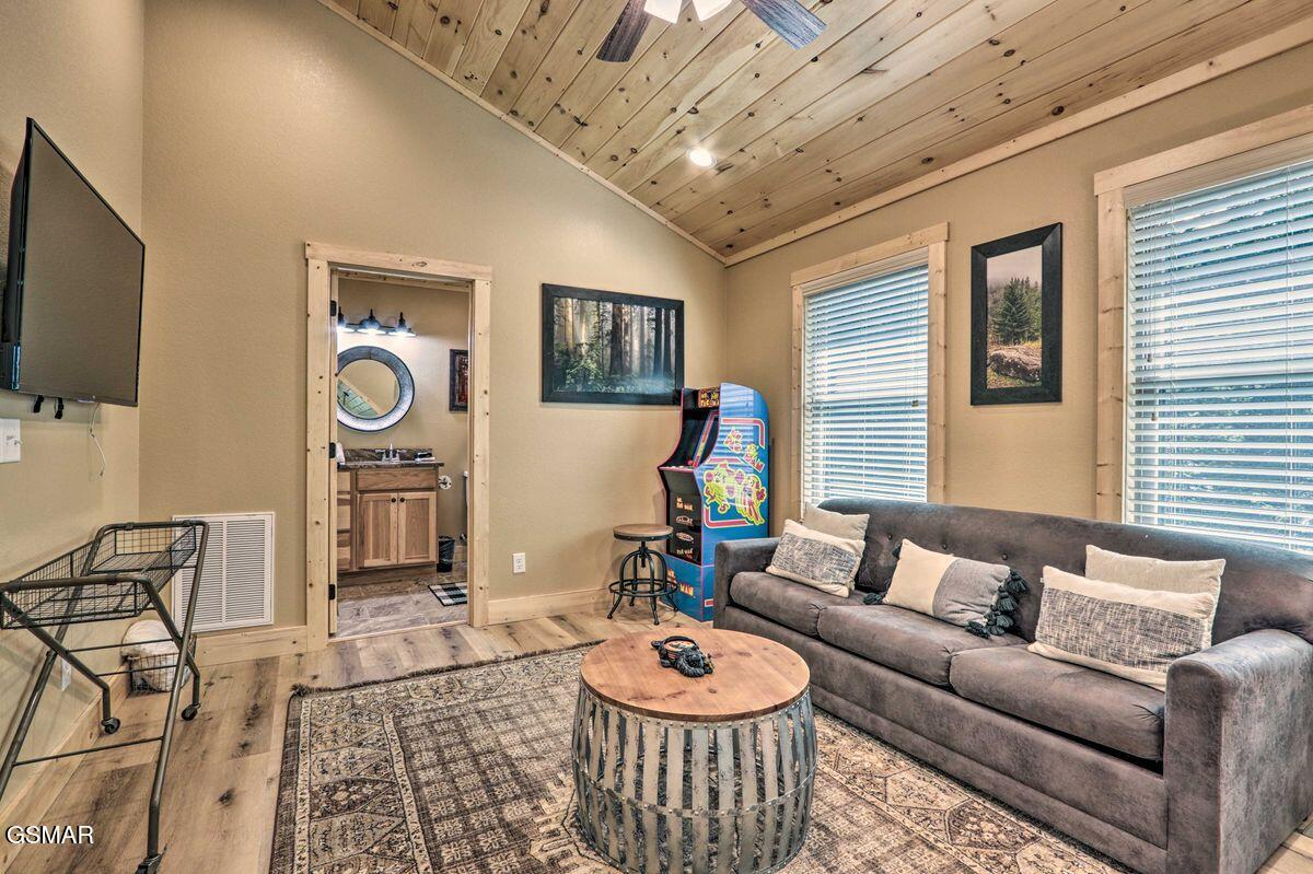 3805 Pleasant View Lane Sevierville TN 37862