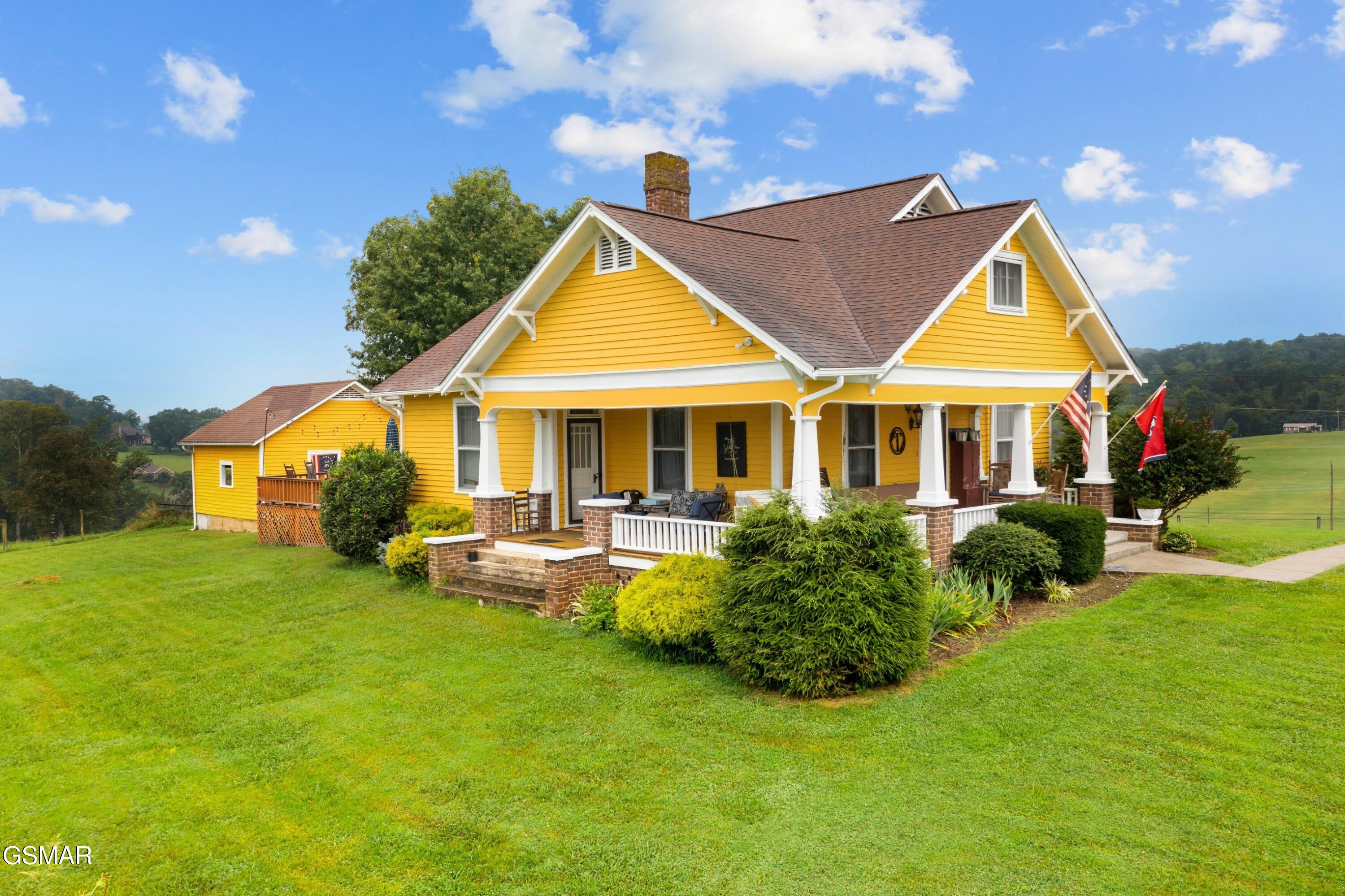 1014 Hillview Drive Dandridge TN 37725