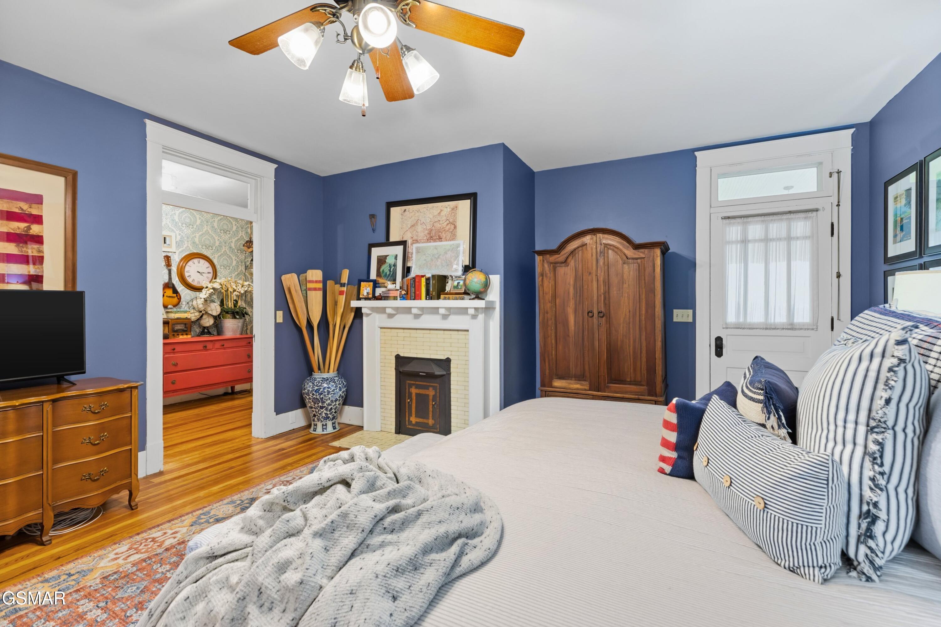 1014 Hillview Drive Dandridge TN 37725