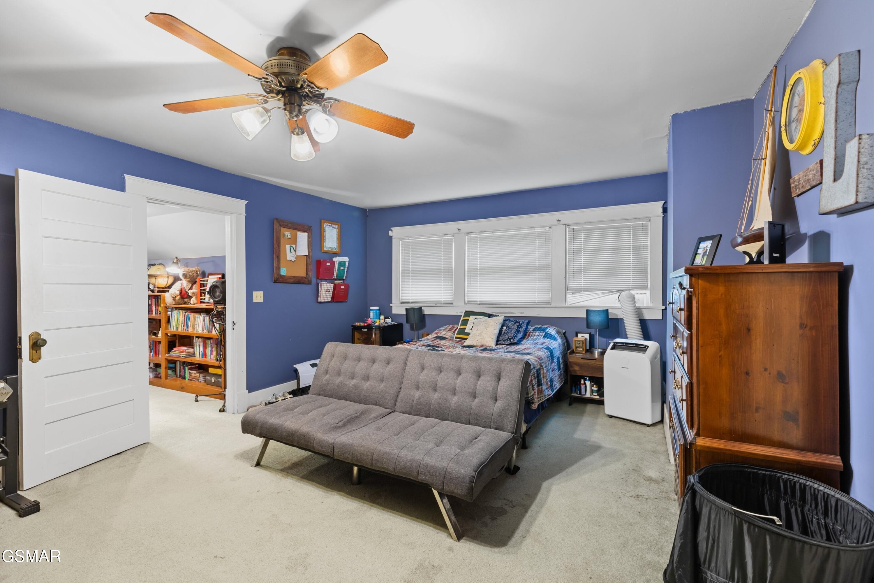 1014 Hillview Drive Dandridge TN 37725