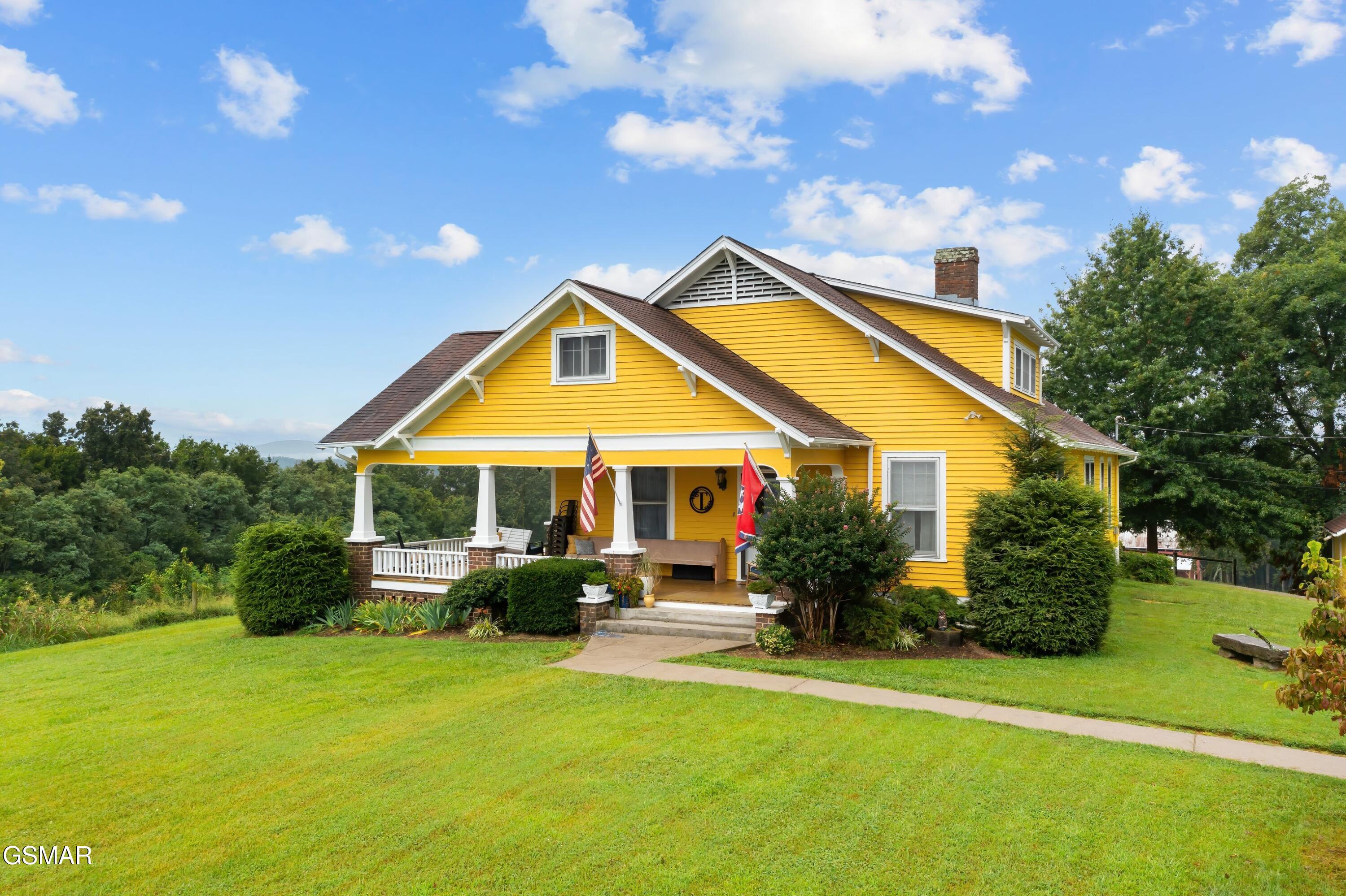 1014 Hillview Drive Dandridge TN 37725