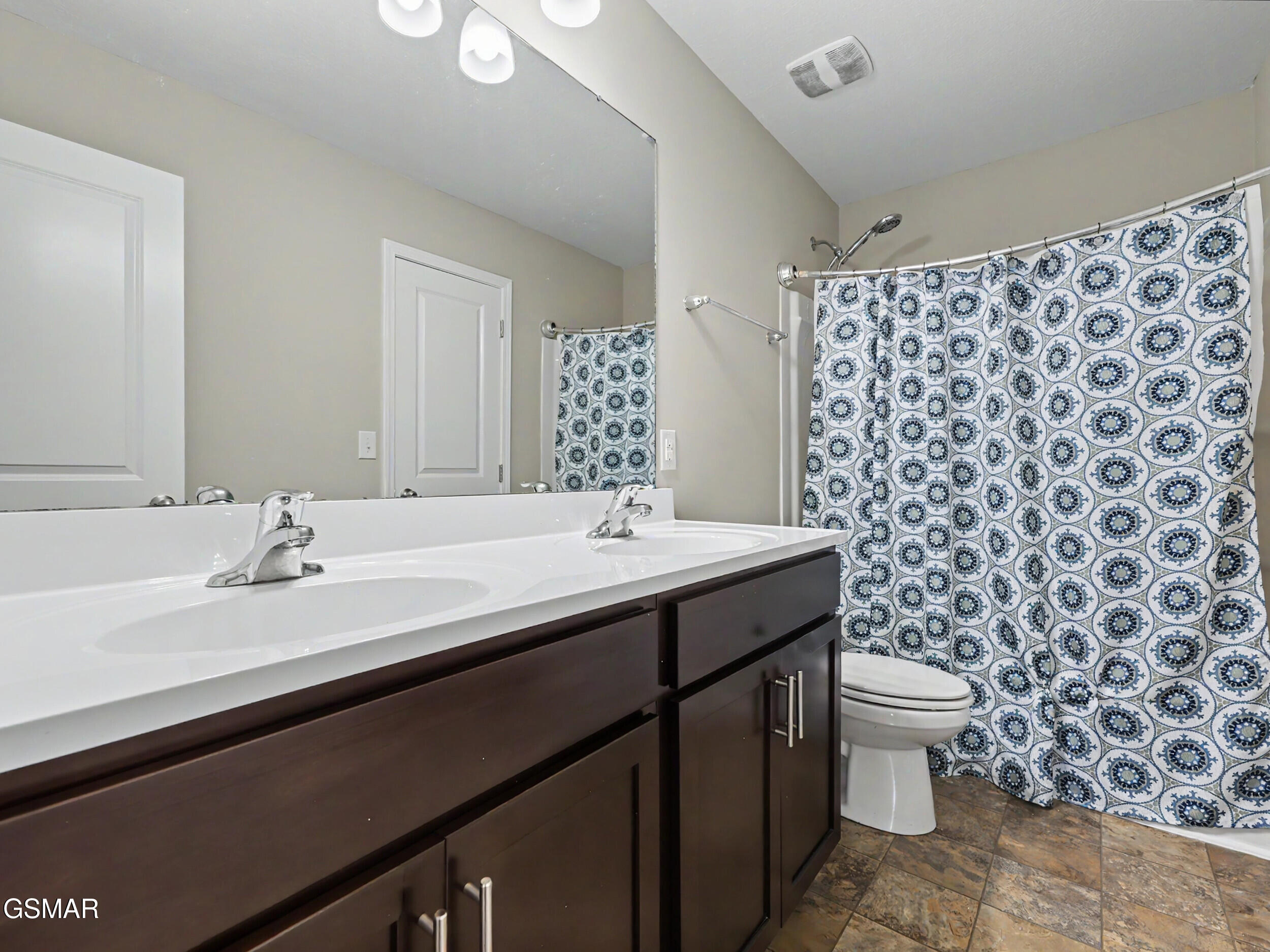 2738 Vista Meadows Lane Sevierville TN 37876