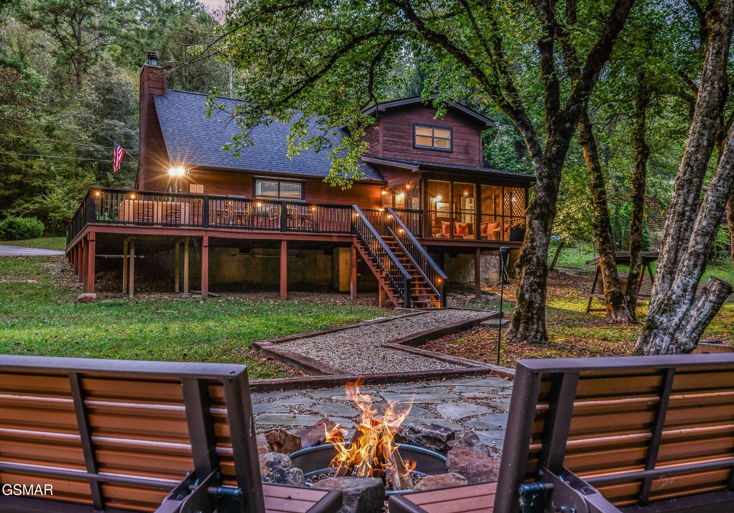 1932 Creek Hollow Way Sevierville TN 37876