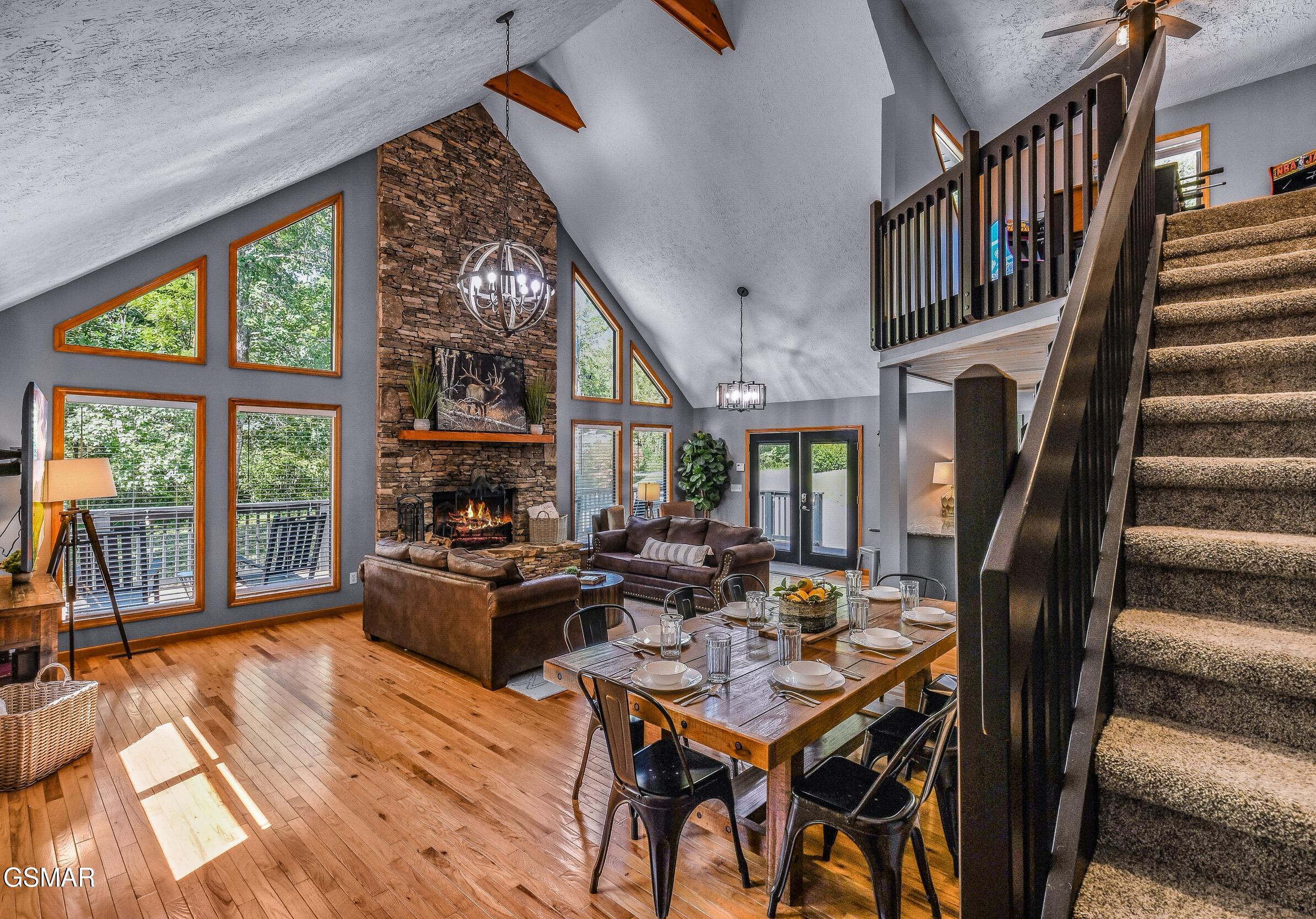 1932 Creek Hollow Way Sevierville TN 37876