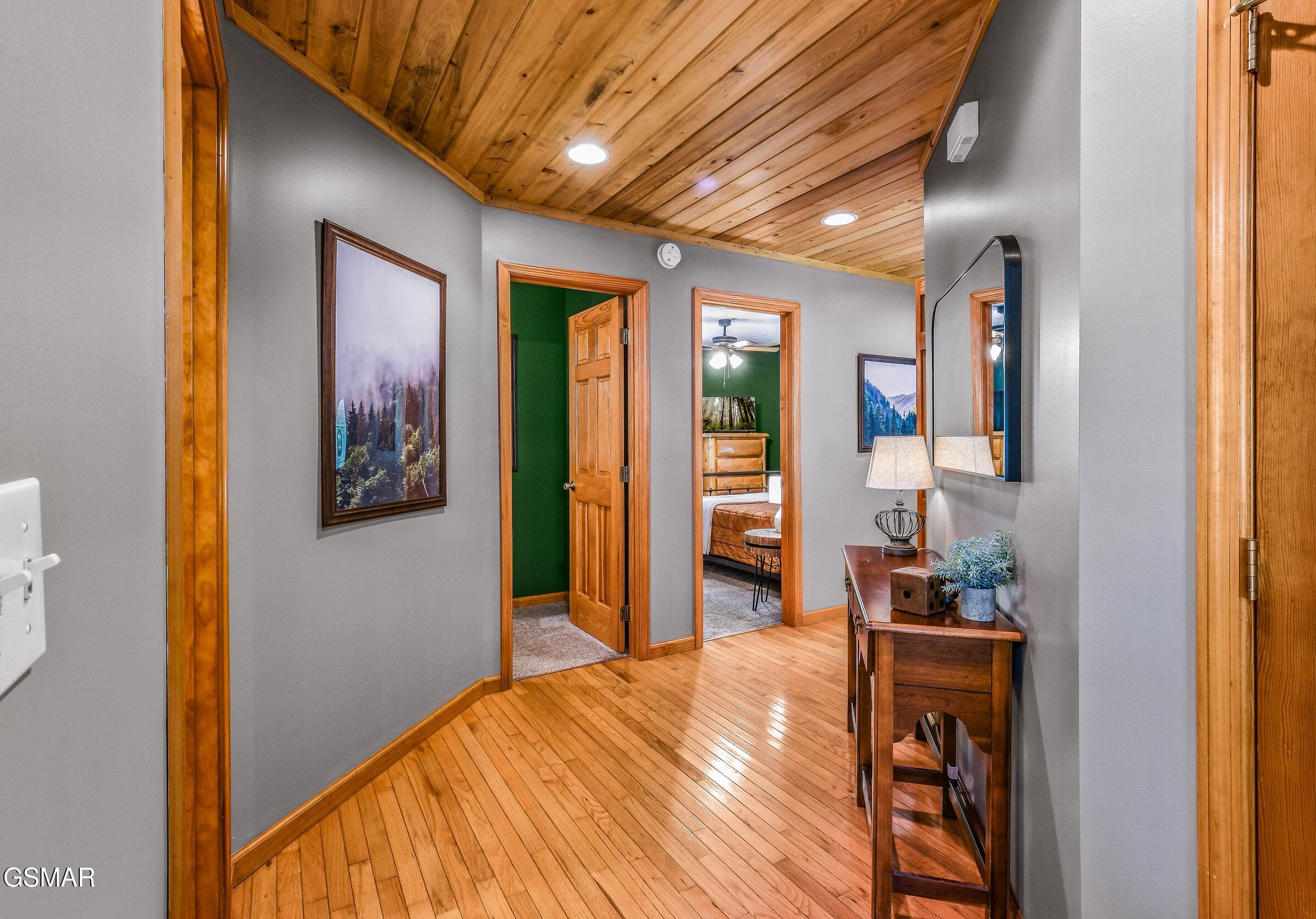 1932 Creek Hollow Way Sevierville TN 37876