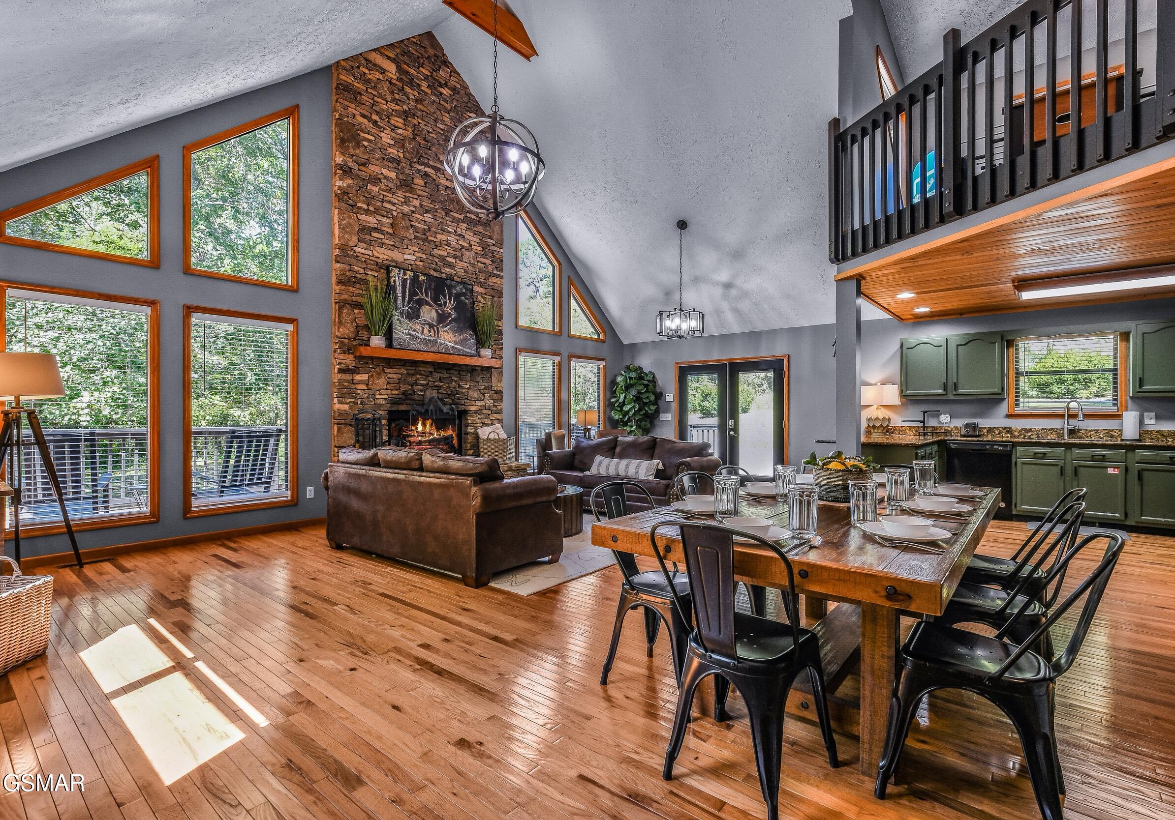 1932 Creek Hollow Way Sevierville TN 37876