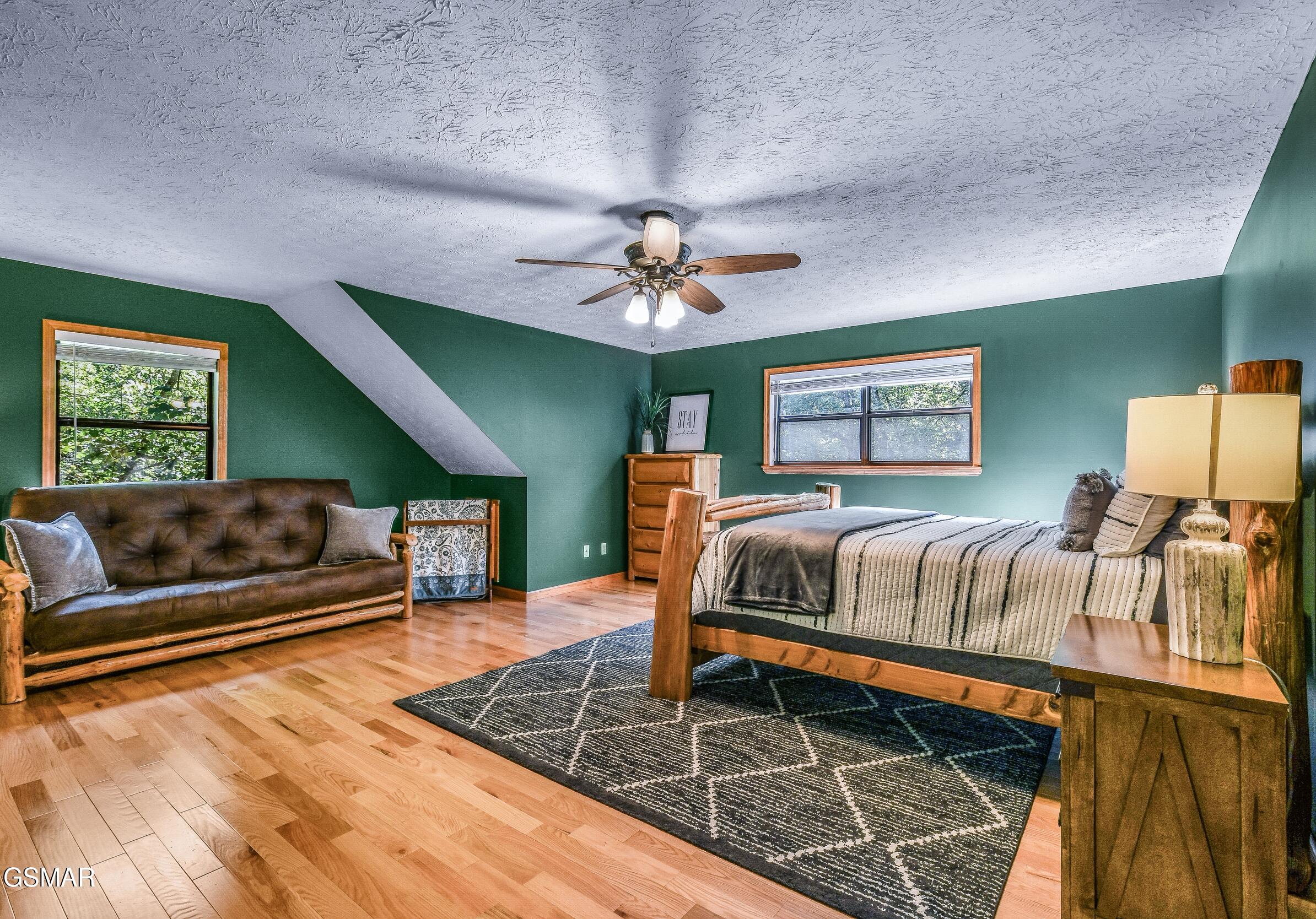 1932 Creek Hollow Way Sevierville TN 37876