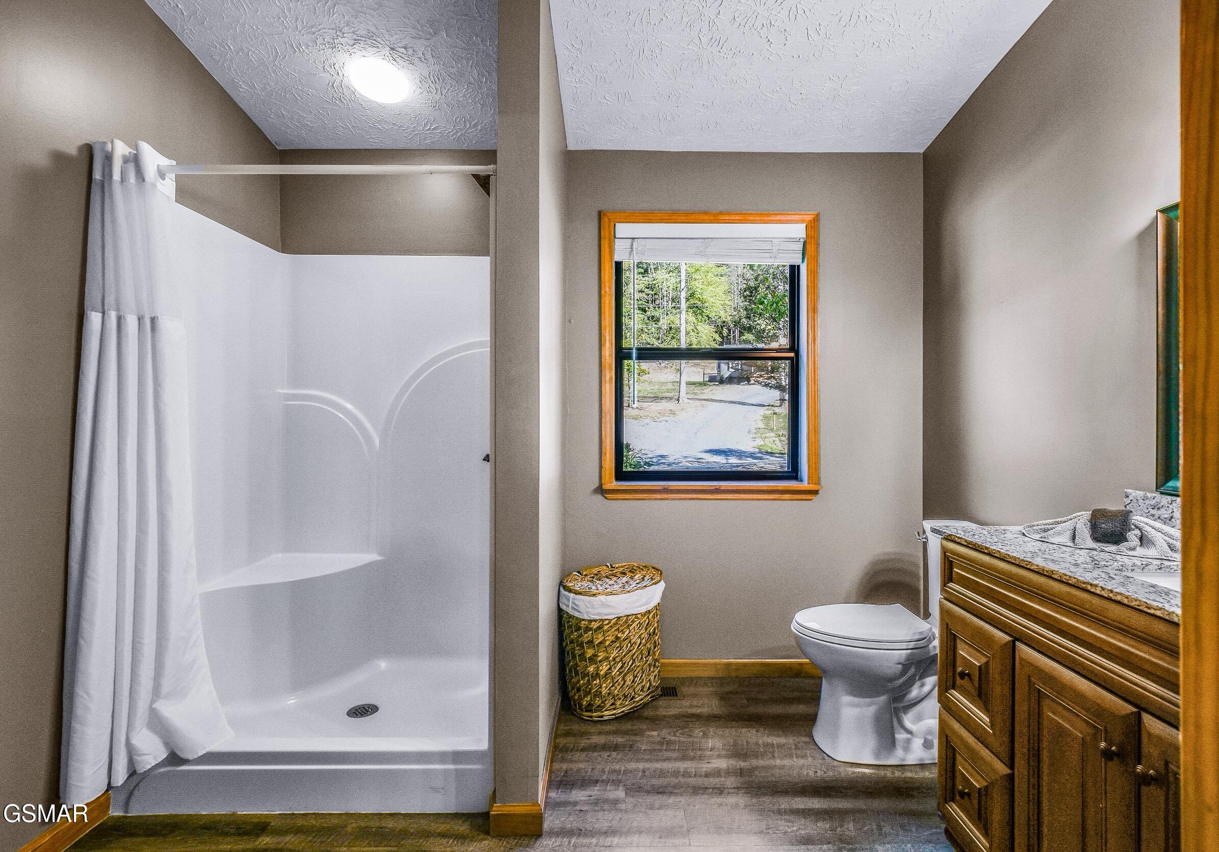 1932 Creek Hollow Way Sevierville TN 37876