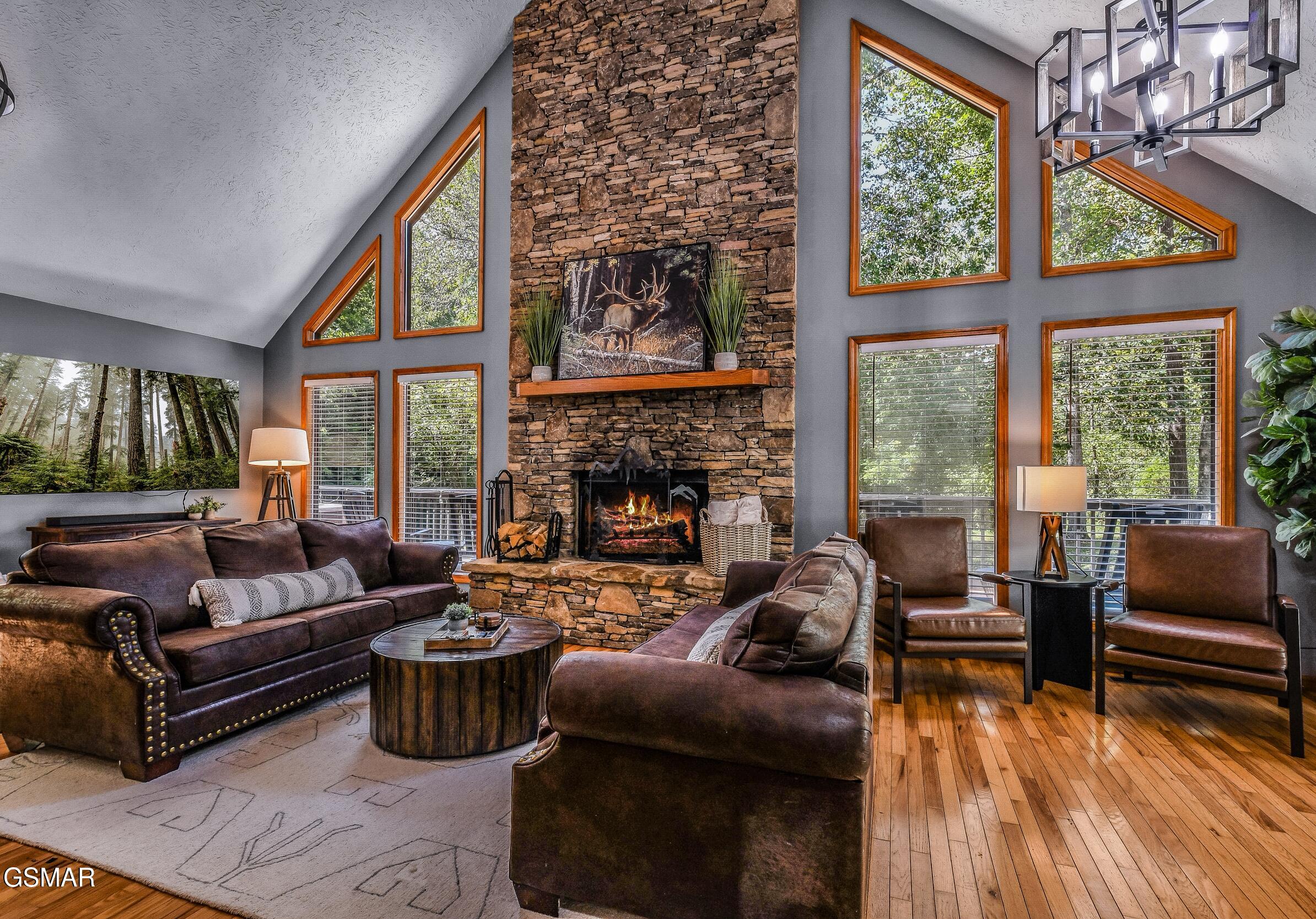 1932 Creek Hollow Way Sevierville TN 37876