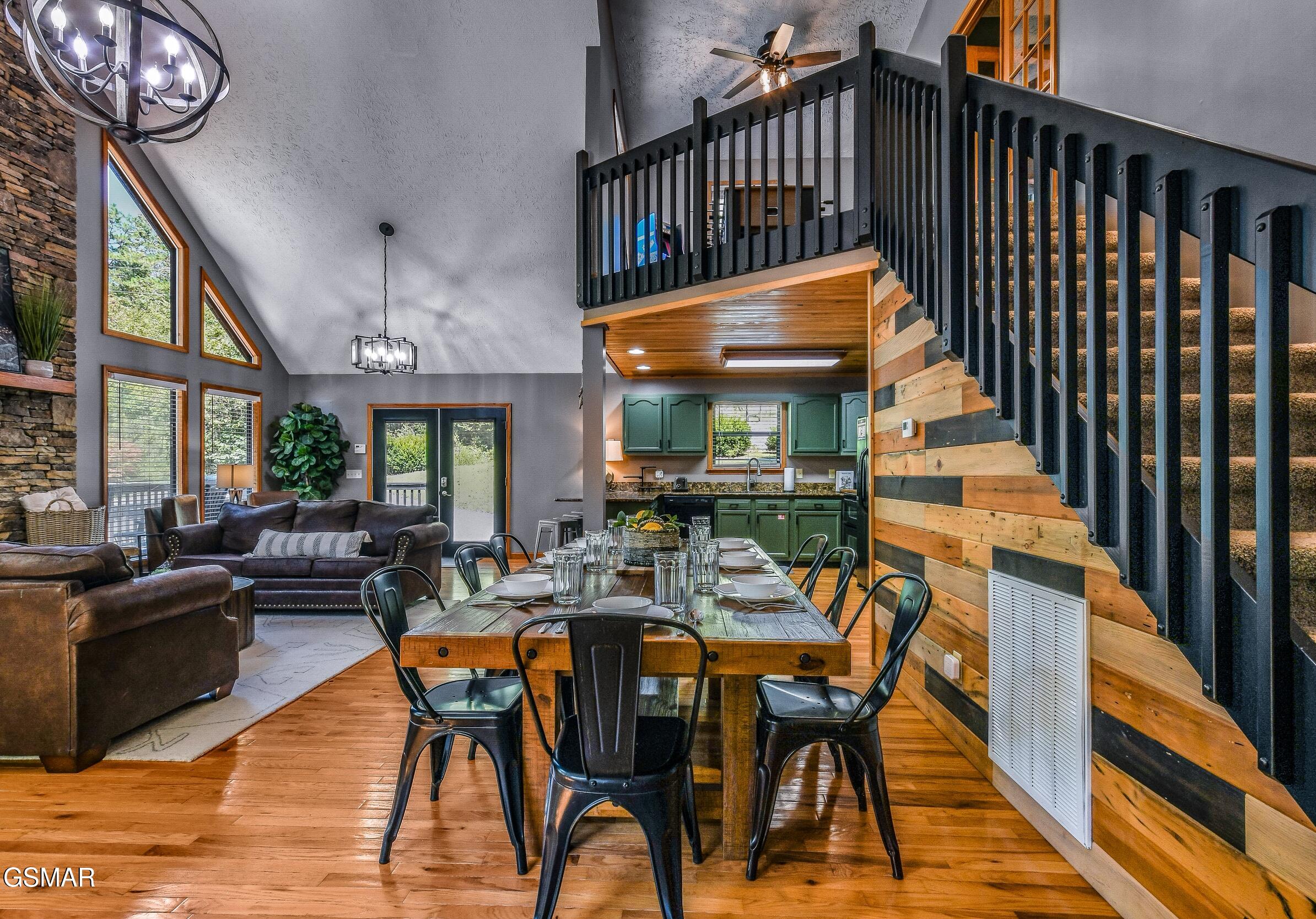 1932 Creek Hollow Way Sevierville TN 37876